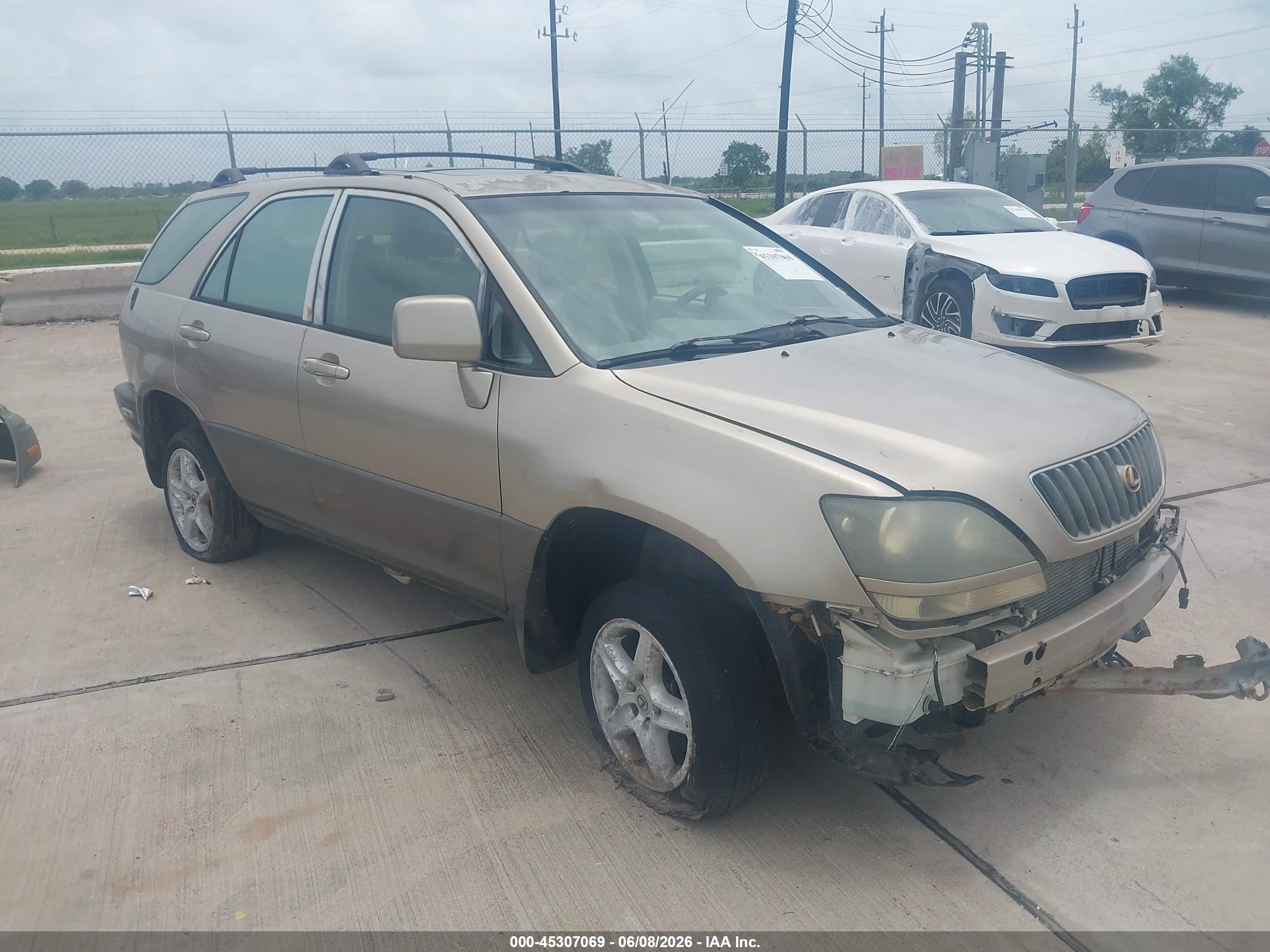 2000 Lexus RX 300, VIN JT6GF10U5Y0060042 — Normal wear