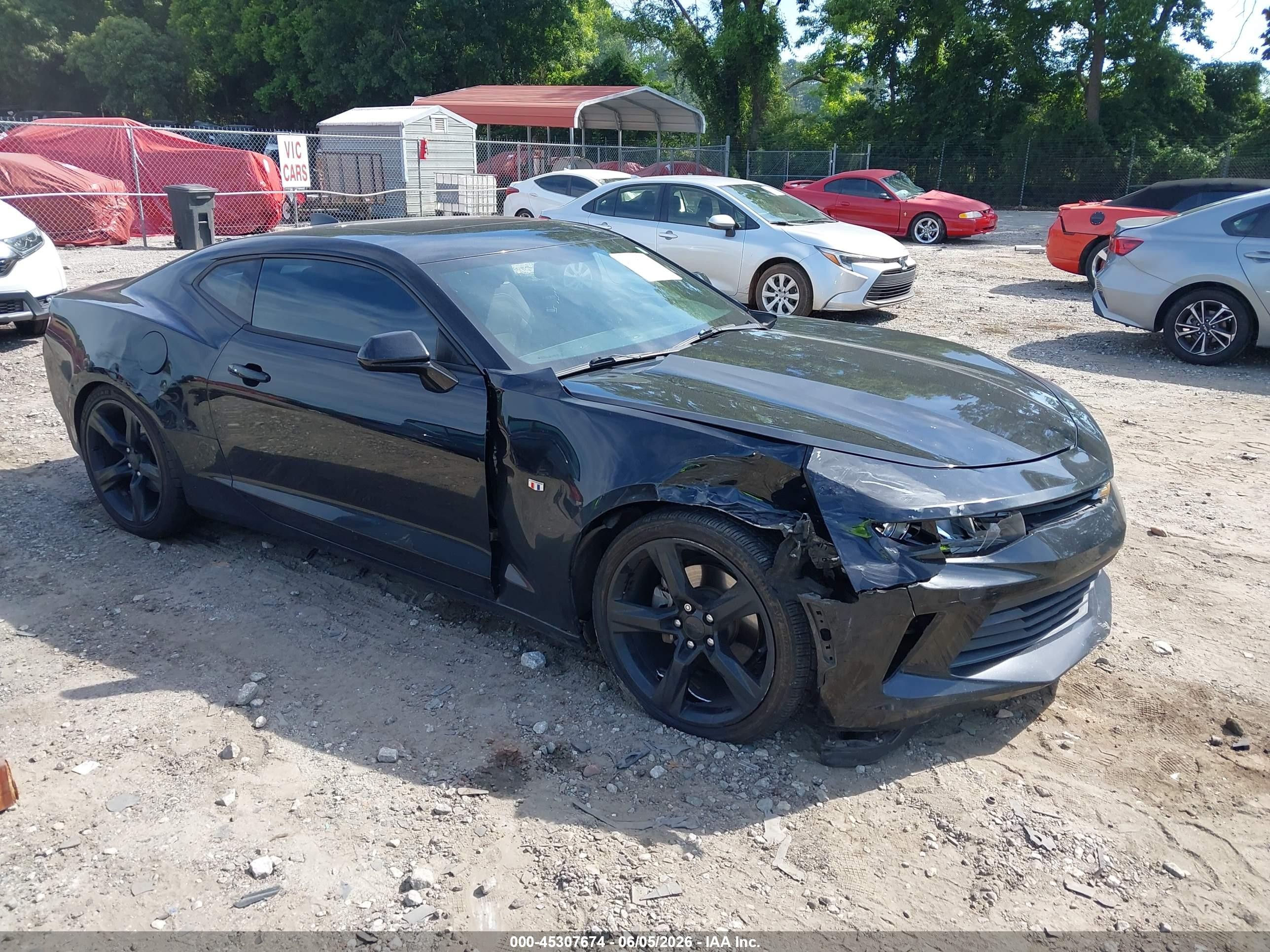 2018 Chevrolet Camaro 1LT, VIN 1G1FB1RS9J0161312 — Side