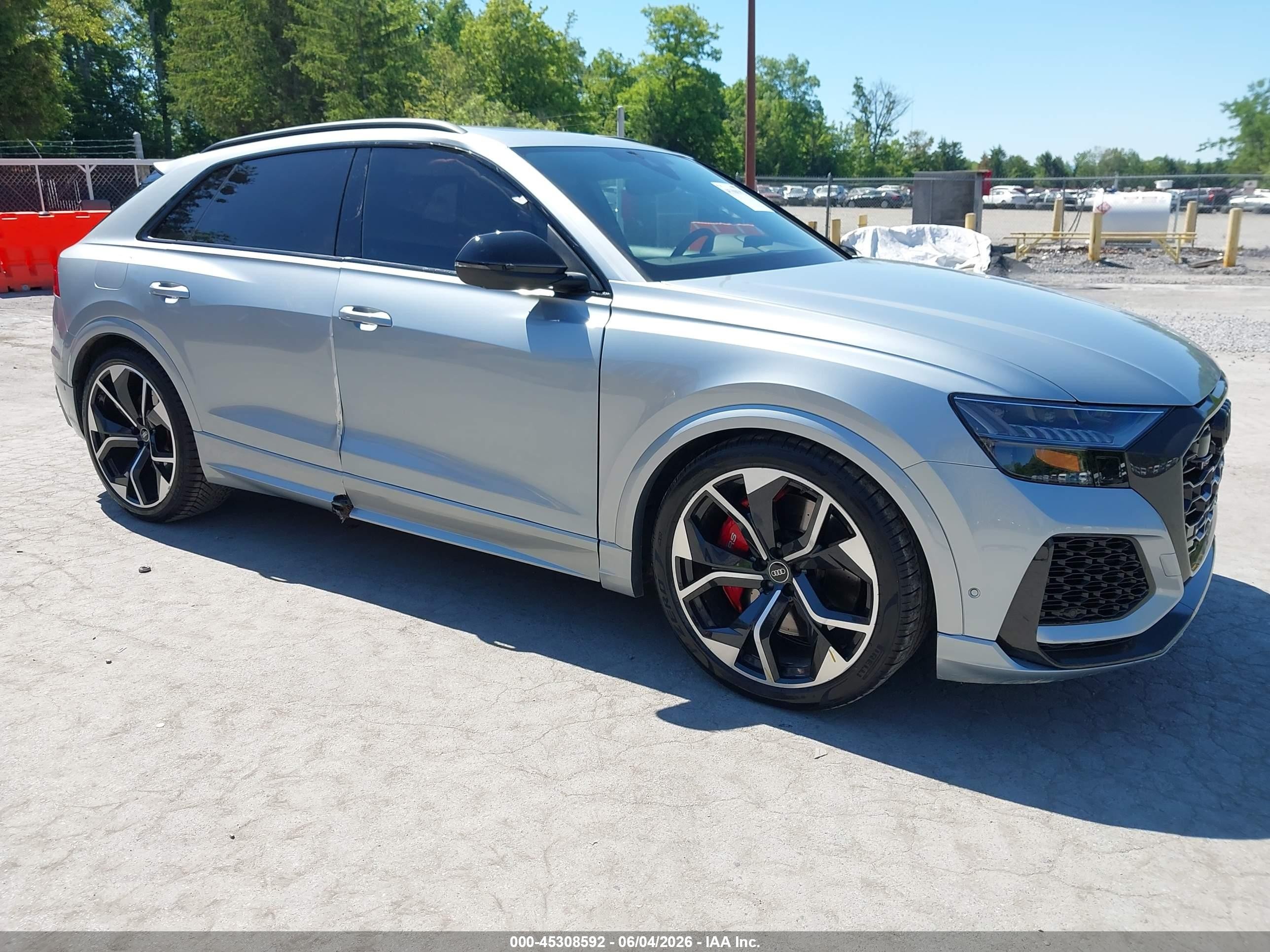 2023 Audi RS Q8, VIN WU1ARBF15PD024676 — Side