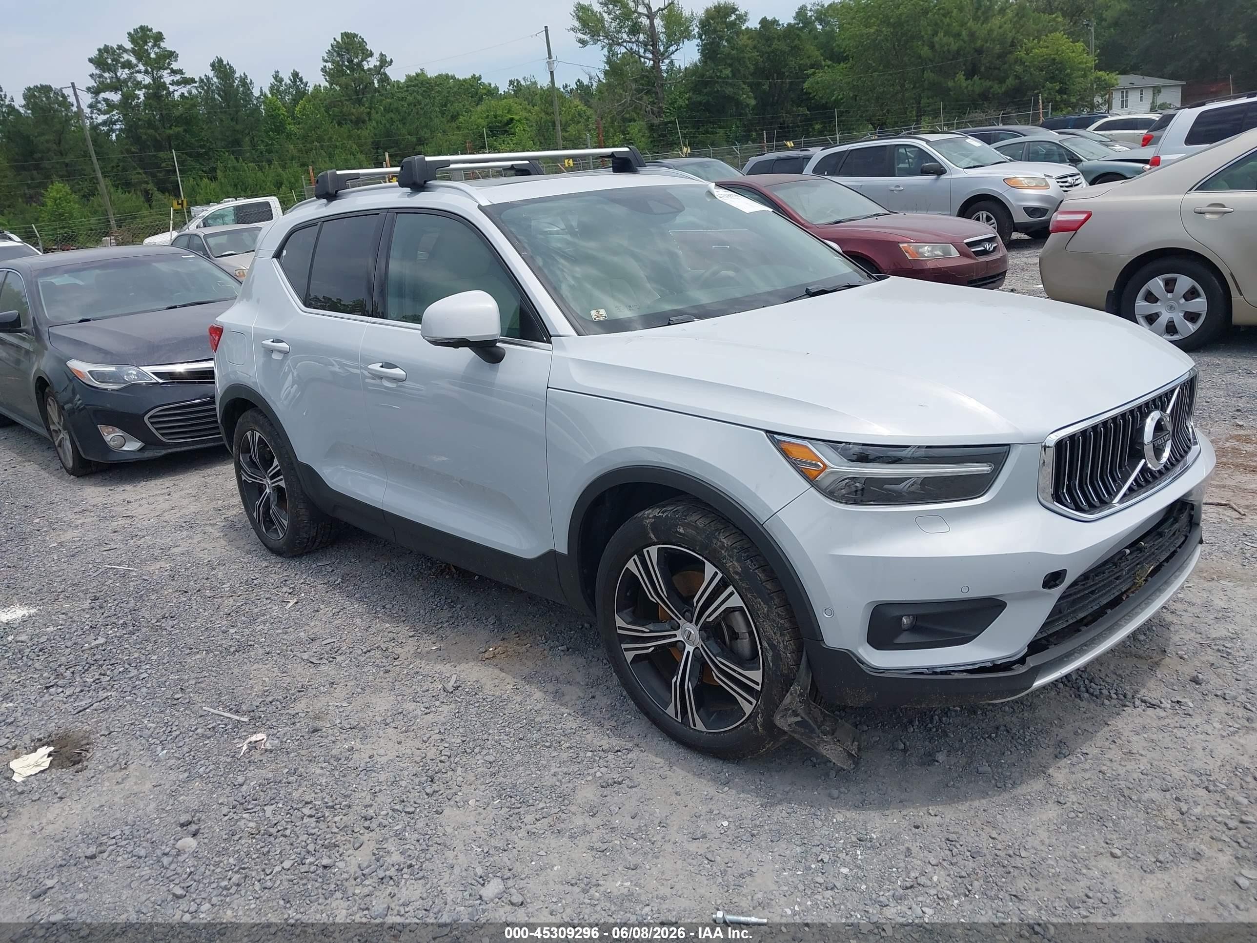 2022 Volvo XC40 Inscription, VIN YV4162UL6N2641875 — Water / flood
