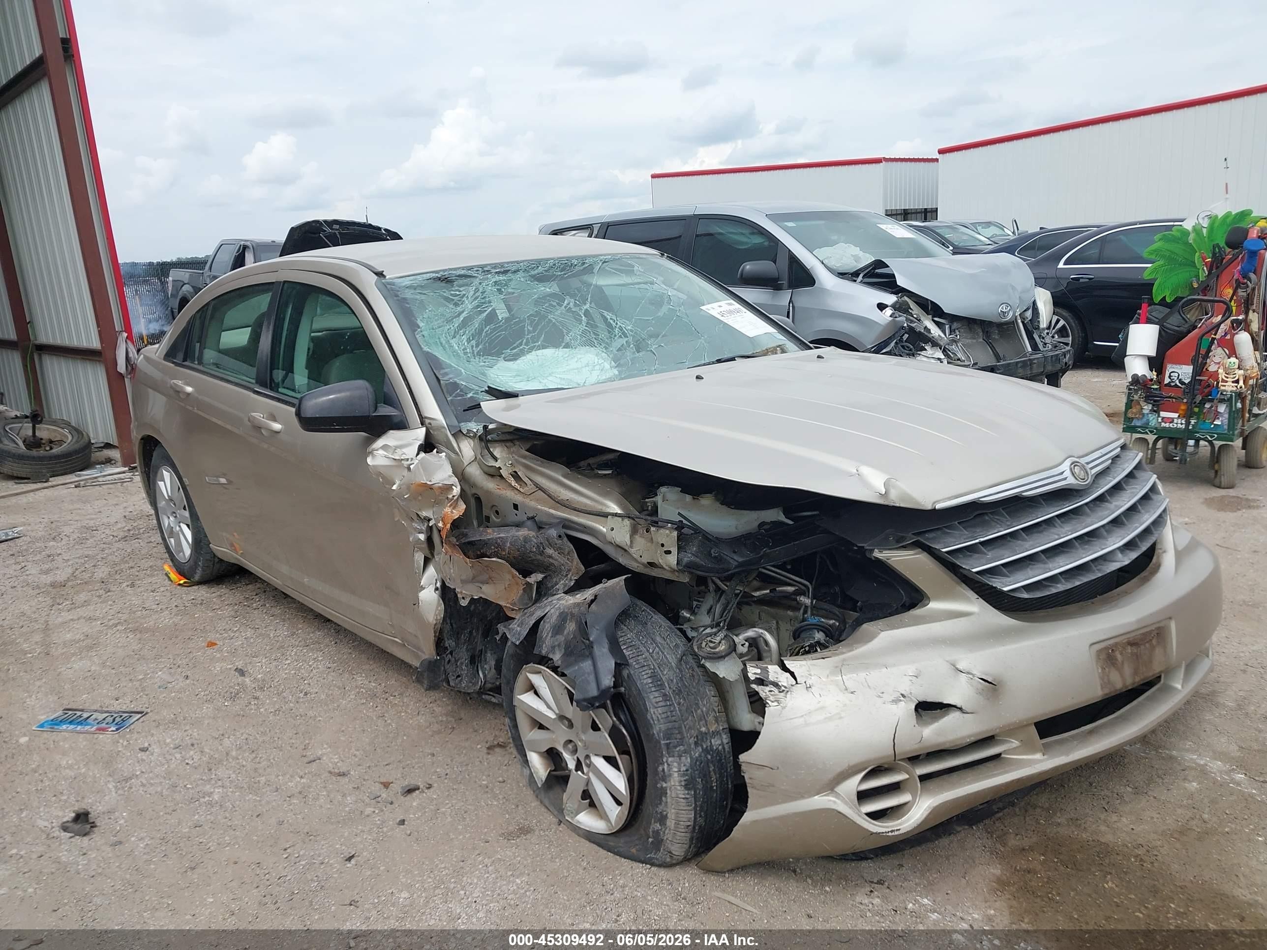 2007 Chrysler Sebring, VIN 1C3LC46K97N678560 — Front end