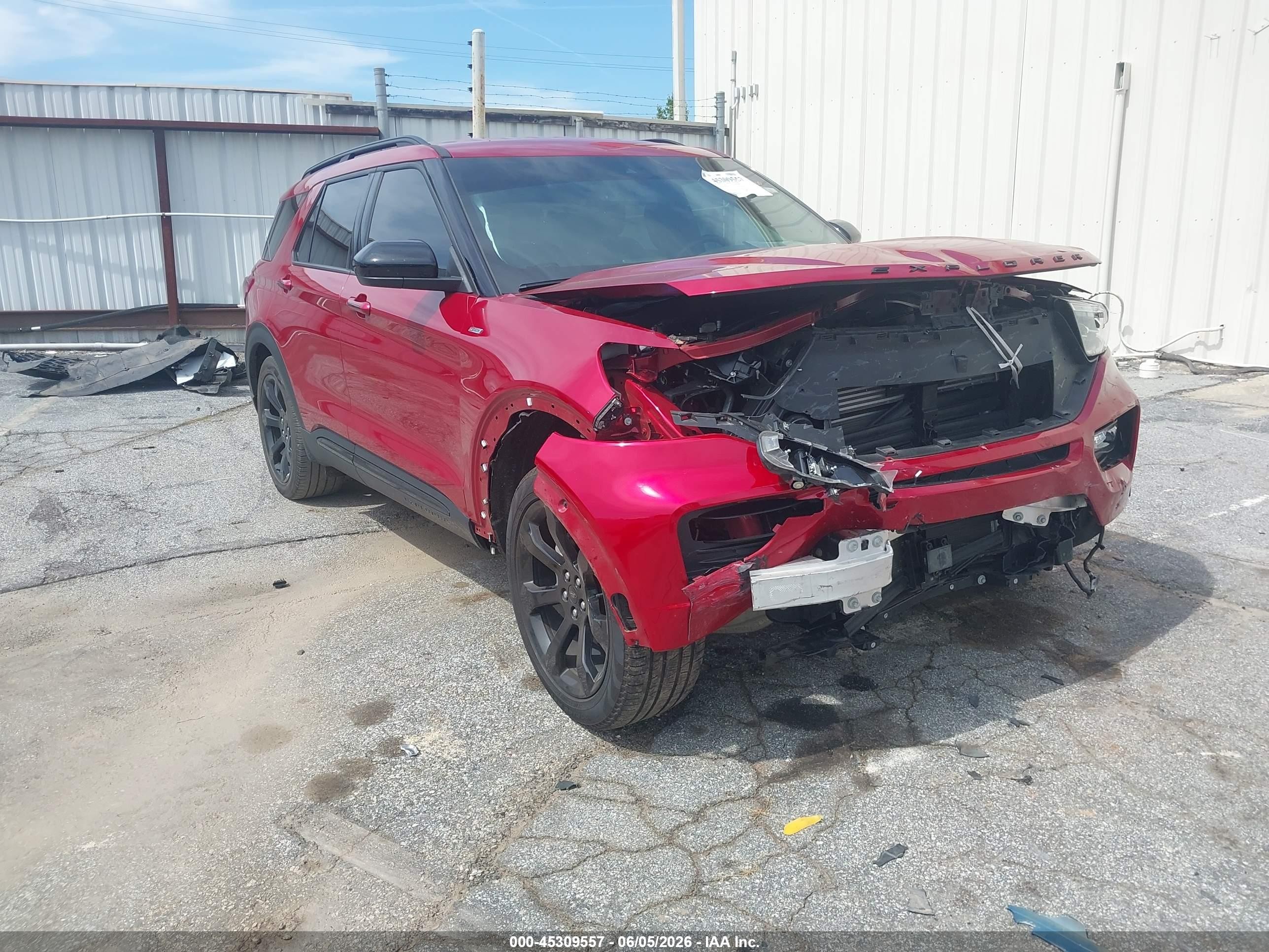 2024 Ford Explorer ST-Line, VIN 1FMSK7KH8RGA45296 — Front end