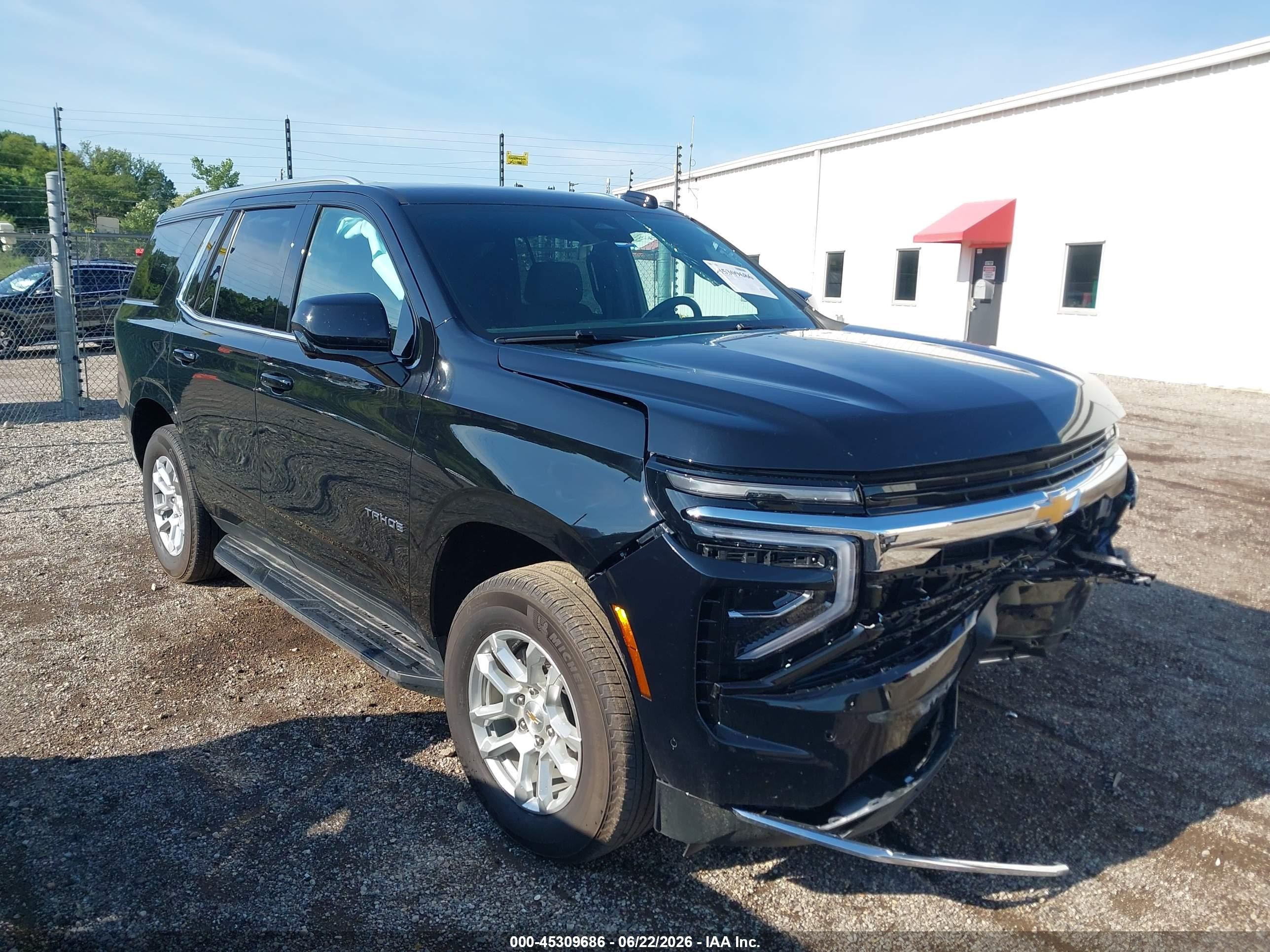 2025 Chevrolet Tahoe LS, VIN 1GNS6MRD7SR136605 — Front end