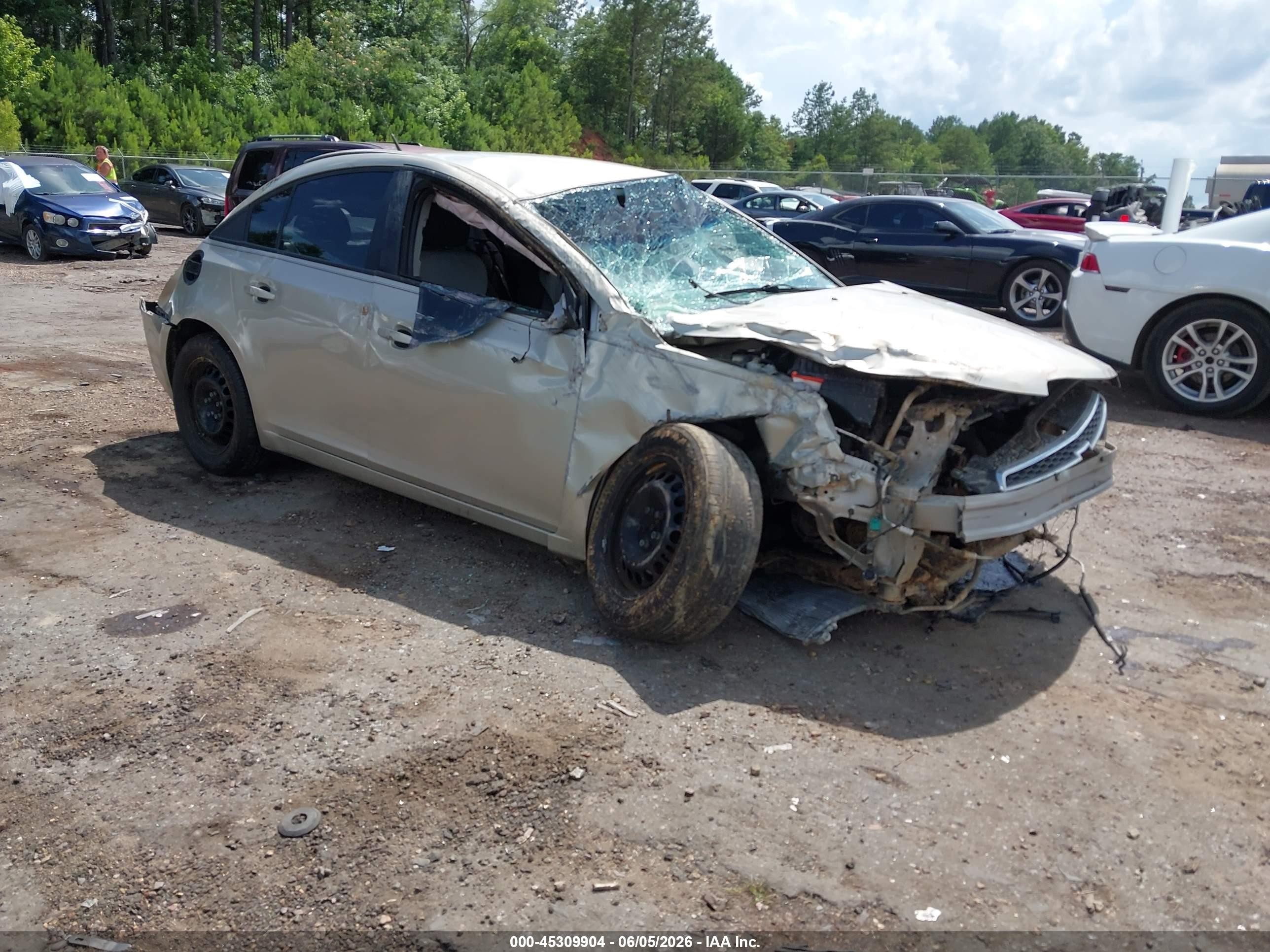 2014 Chevrolet Cruze LS, VIN 1G1PA5SH0E7242421 — All over