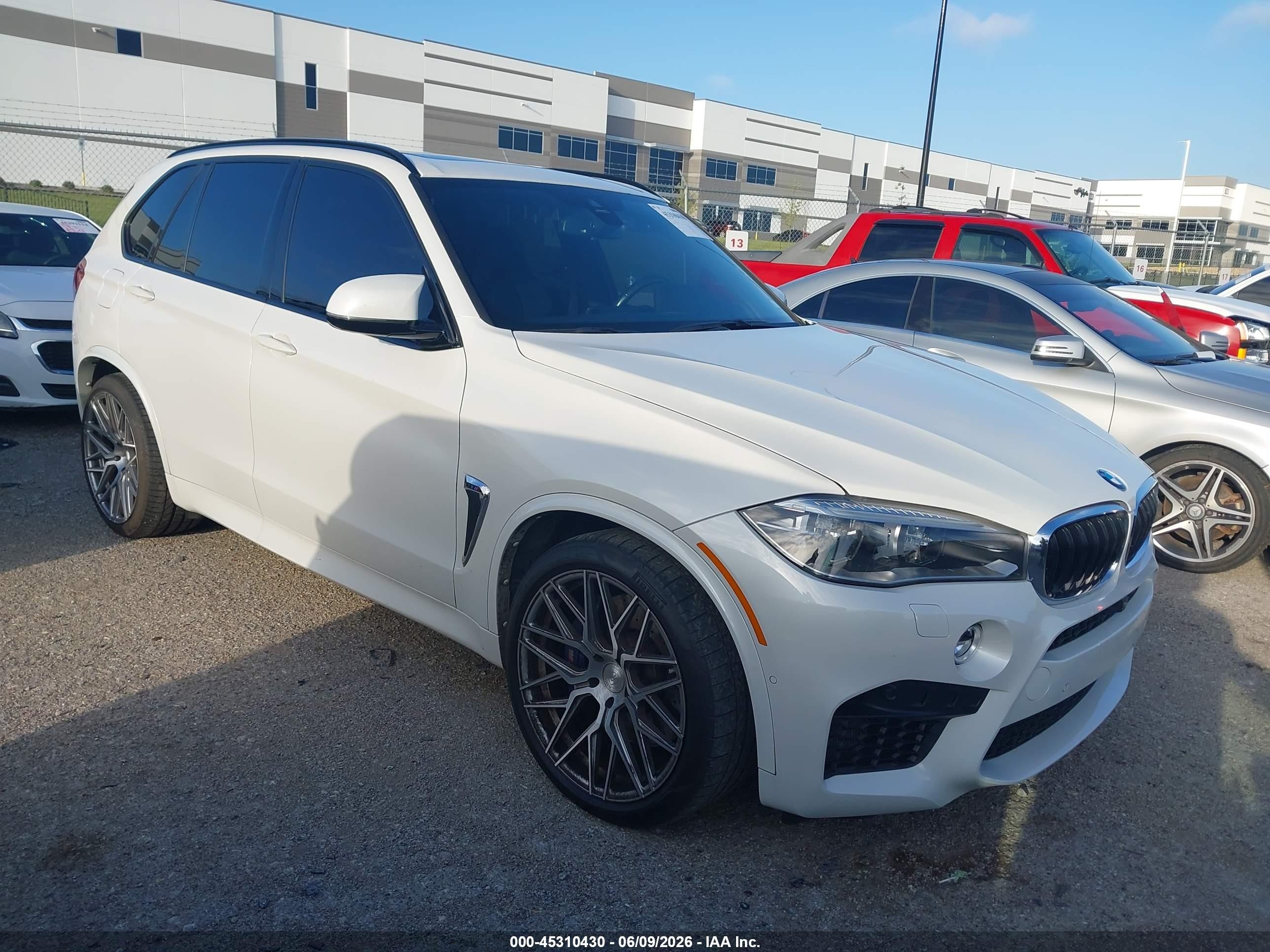 2018 BMW X5 M, VIN 5YMKT6C54J0Y84317 — Undercarriage
