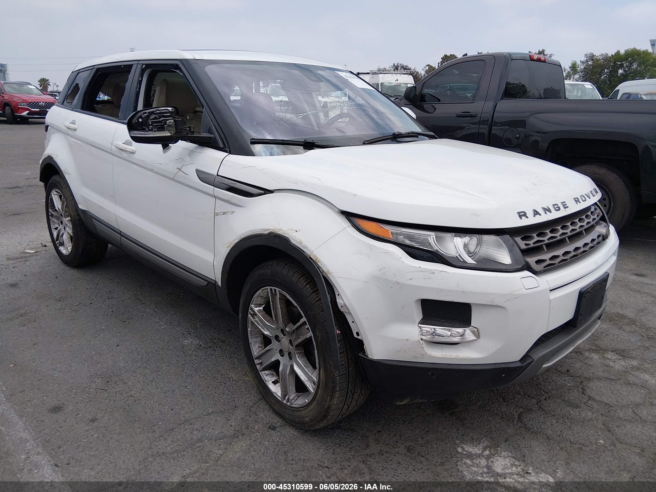 2013 Land Rover Range Rover Evoque Pure Plus, VIN SALVP2BG5DH841268 — Vandalism