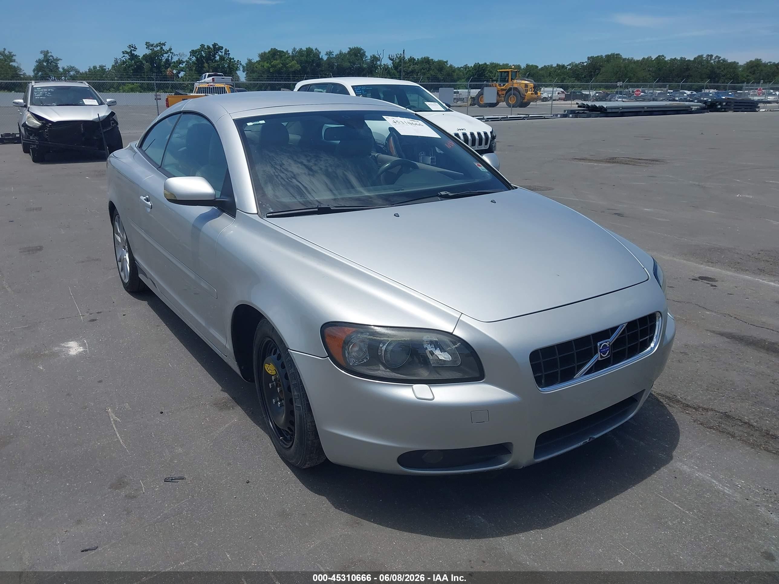 2007 Volvo C70, VIN YV1MC68217J027191 — Днище