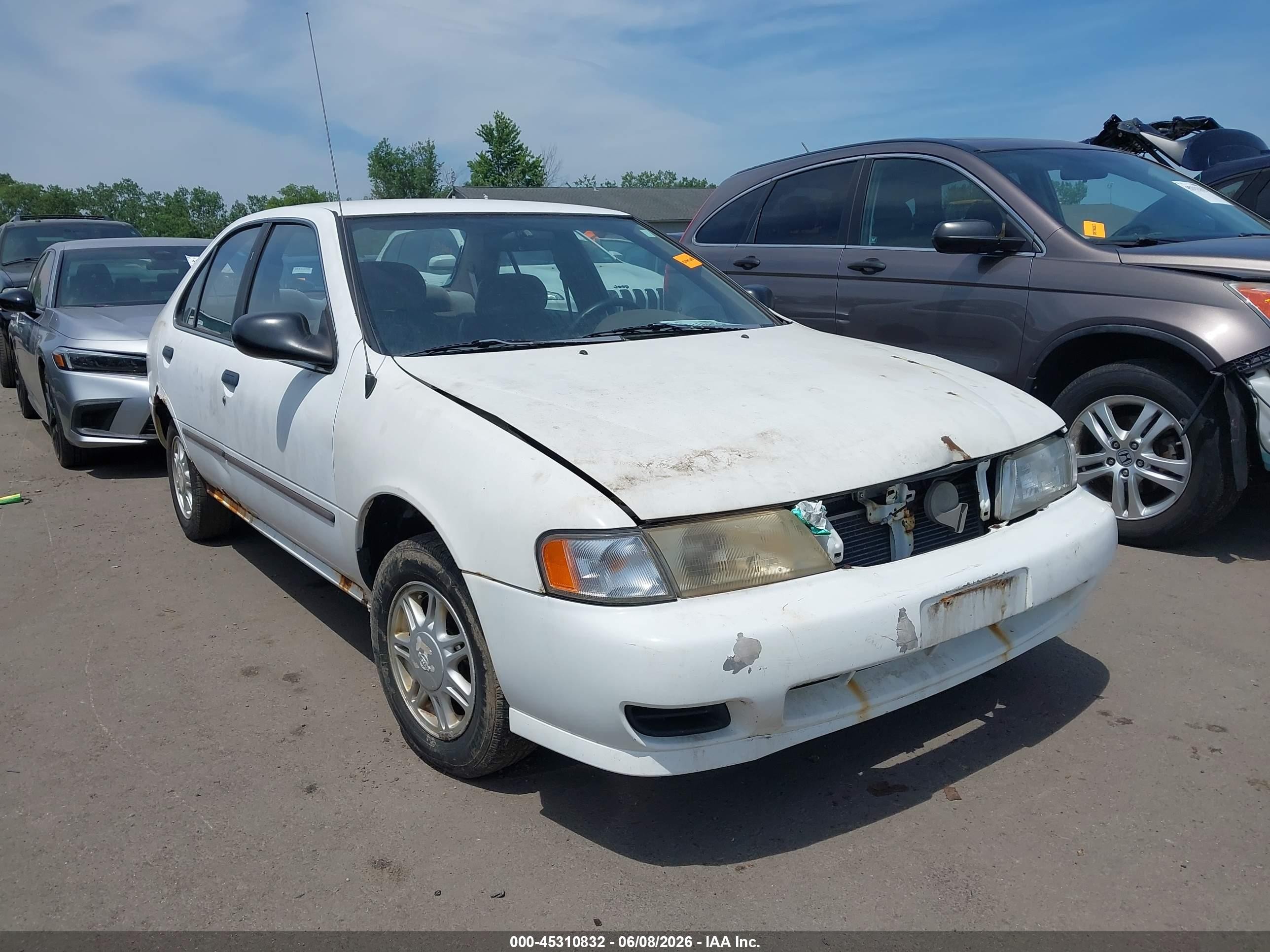 1997 Nissan Sentra XE, VIN 1N4AB41D3VC789649 — Перед