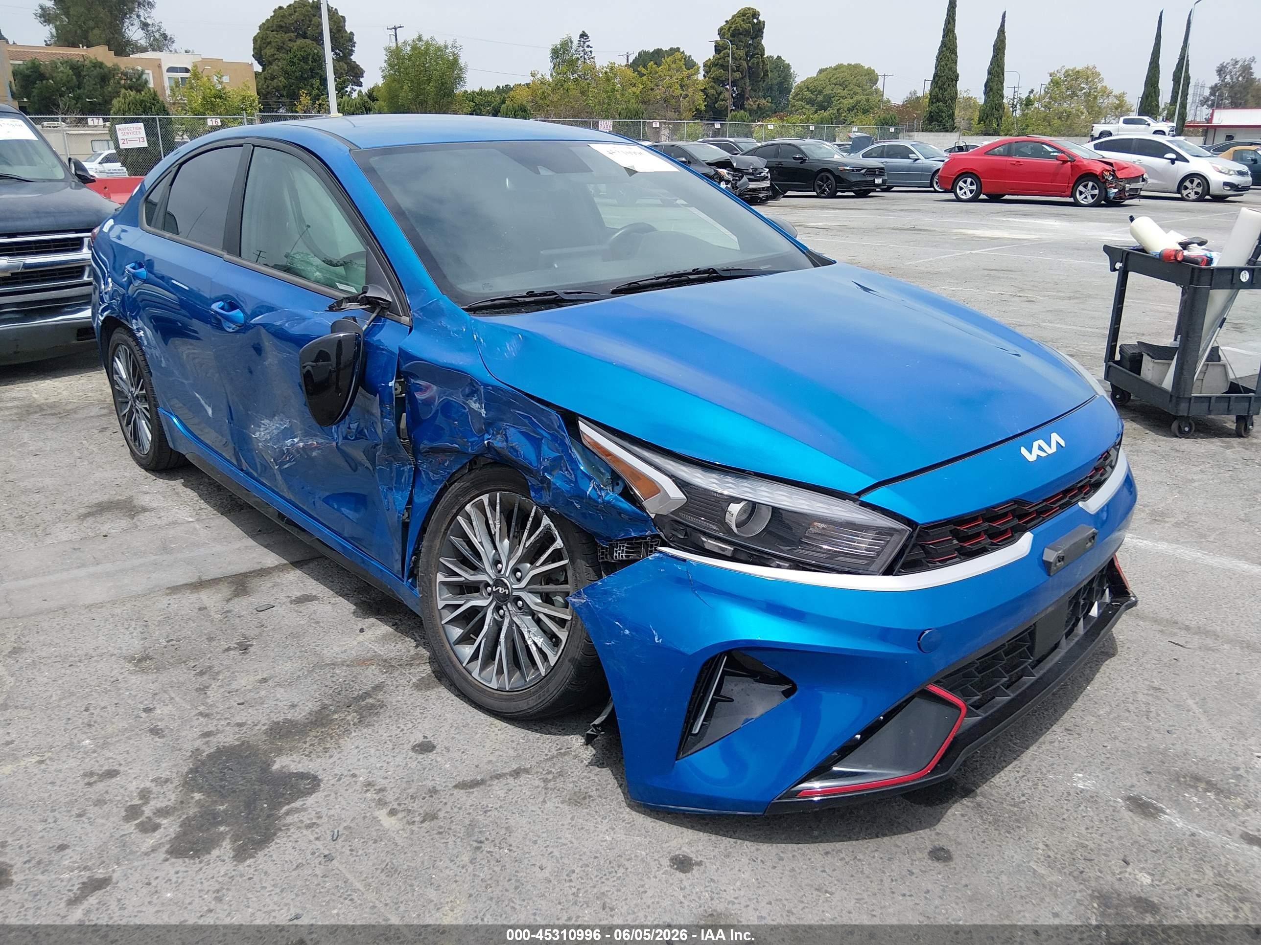 2023 Kia Forte GT-Line, VIN 3KPF54AD6PE531600 — Side