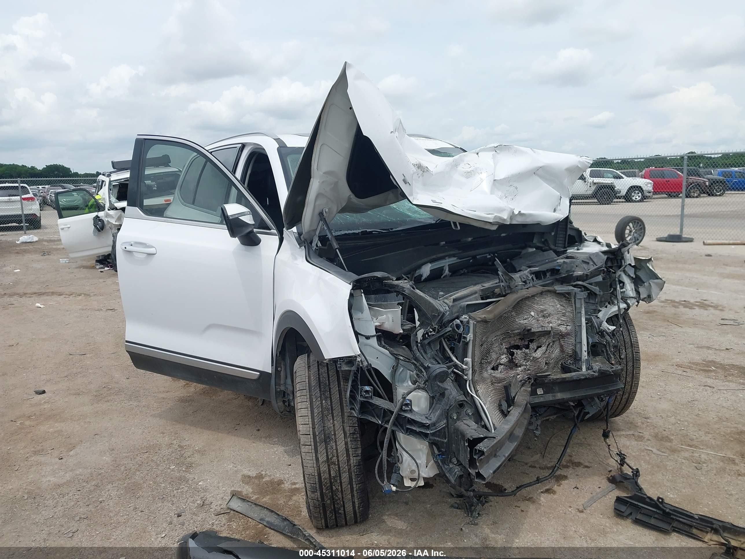 2022 Kia Telluride S, VIN 5XYP64HCXNG263794 — Front end