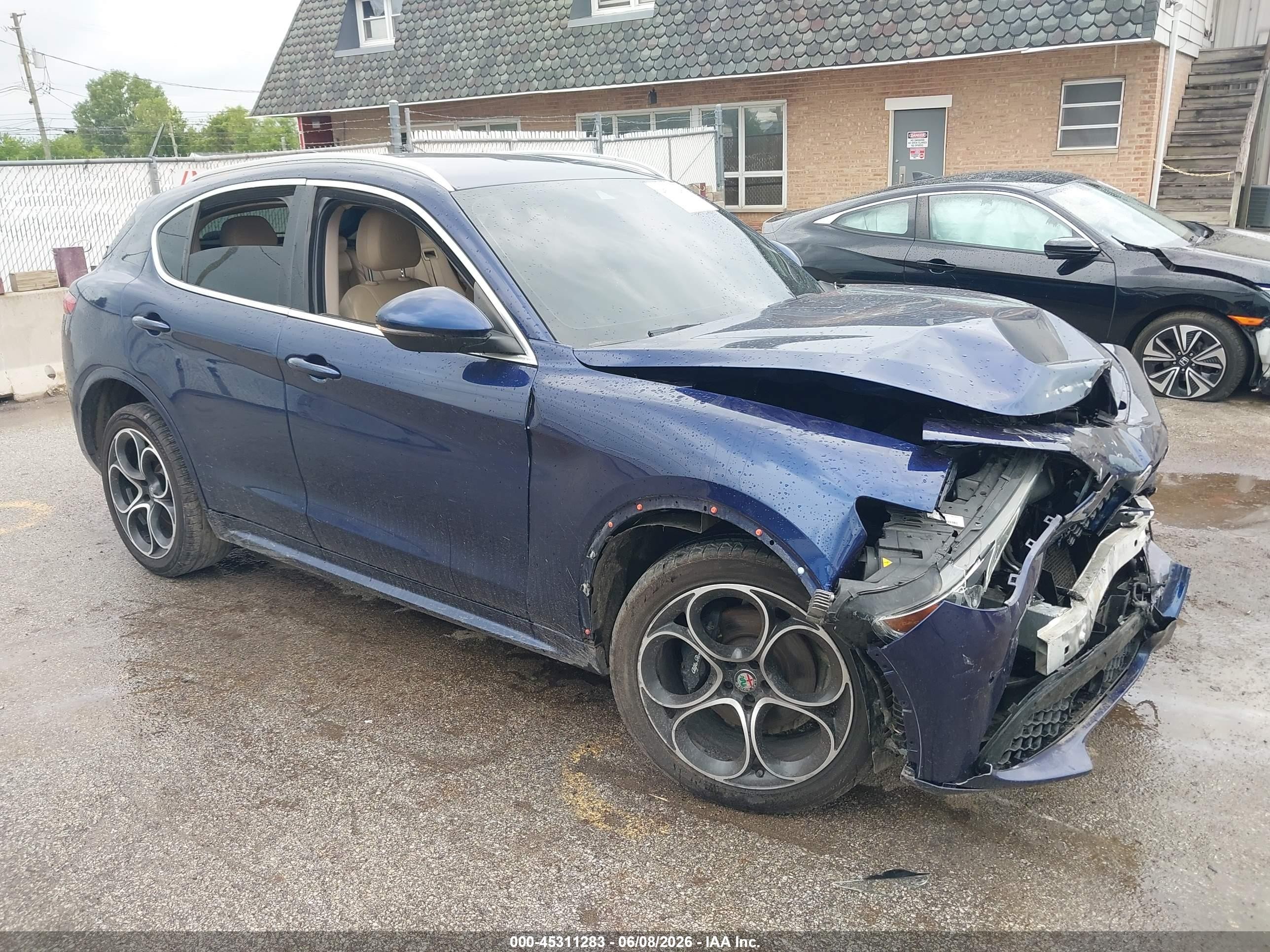 2020 Alfa Romeo Stelvio Ti Sport, VIN ZASPAKBN7L7C77456 — Front end