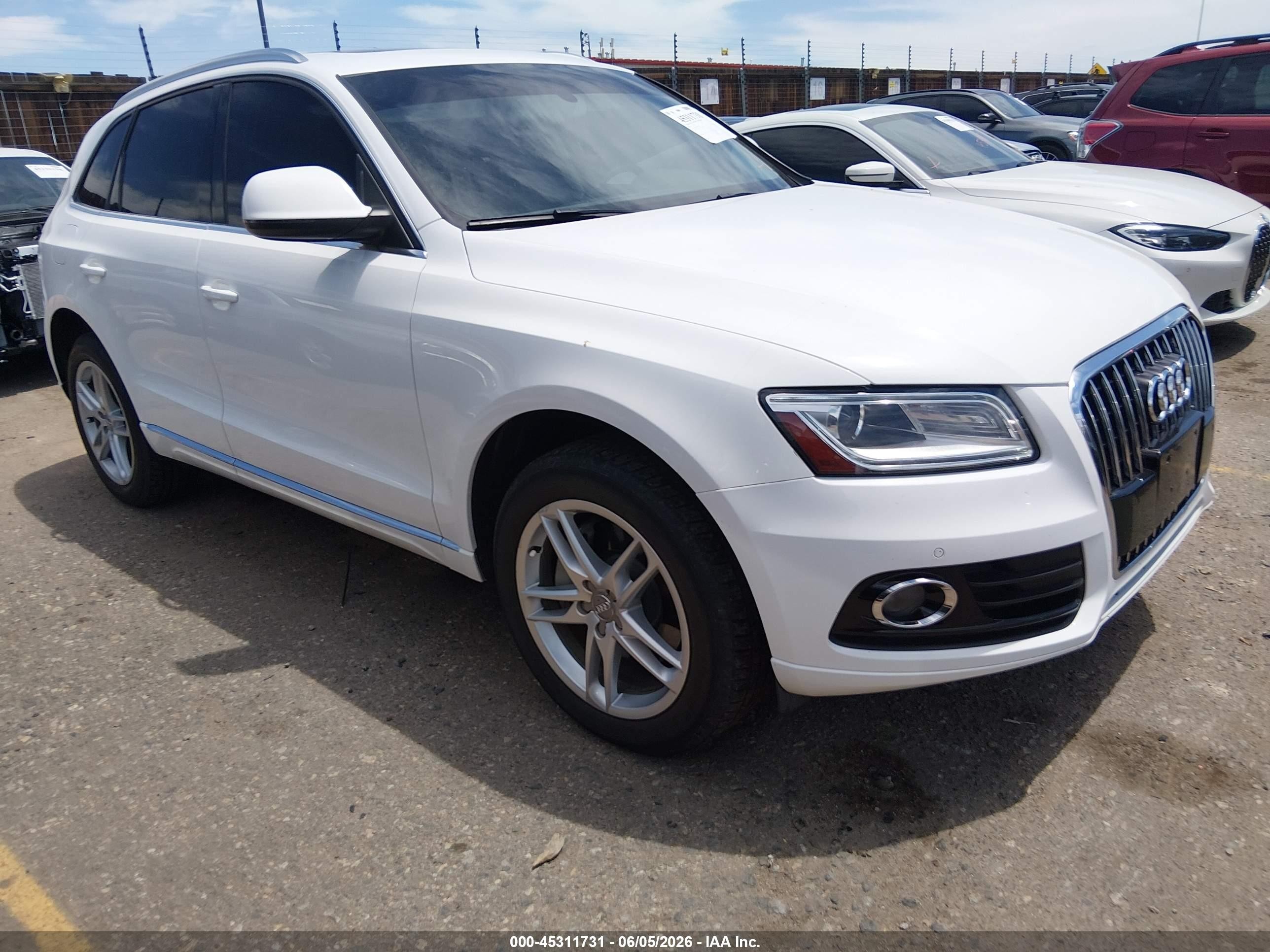2014 Audi Q5 Premium Plus, VIN WA1CMAFP9EA047244 — Undercarriage