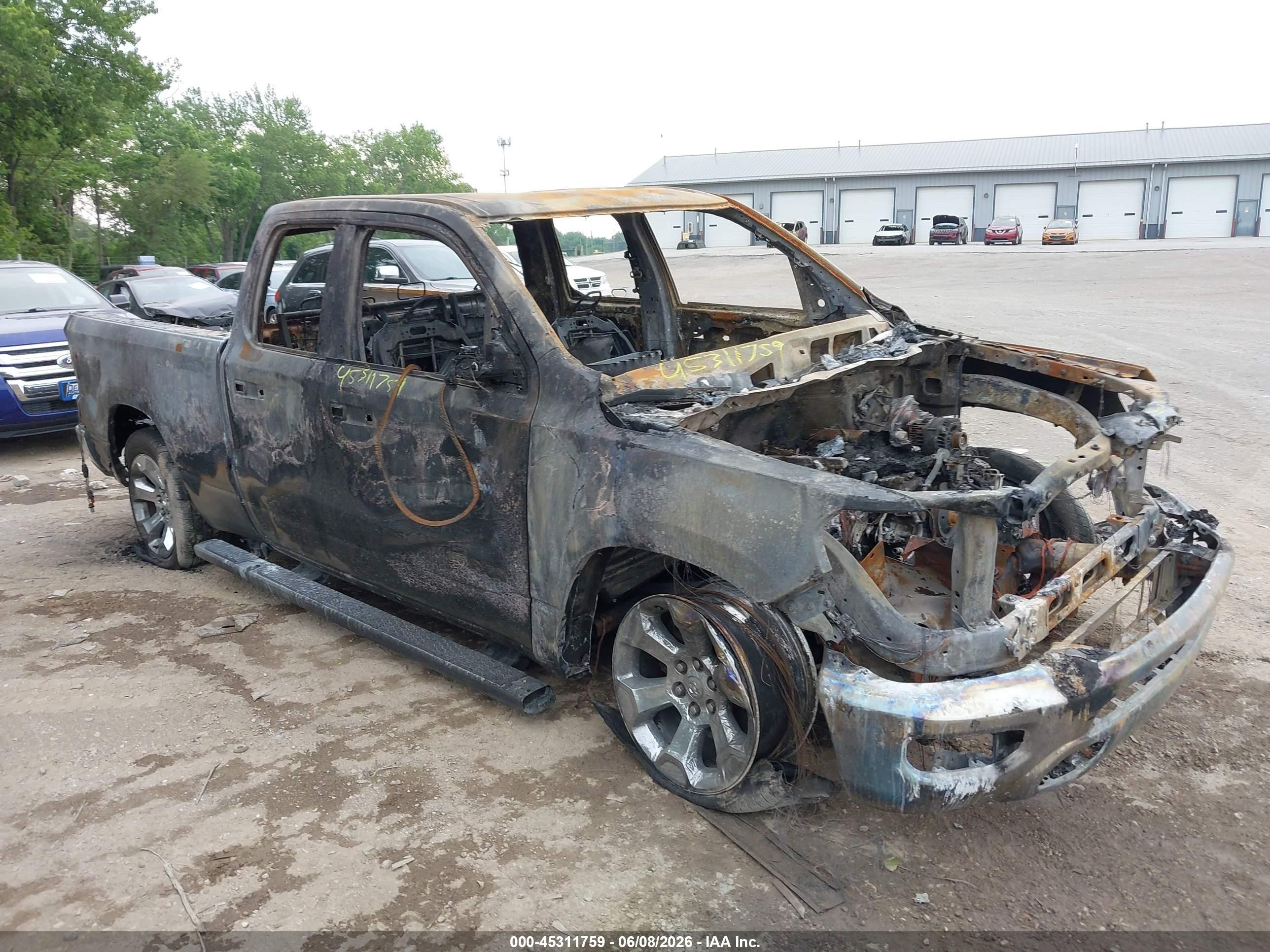 2022 Ram 1500 Big Horn, VIN 1C6SRFBT9NN162946 — Burn