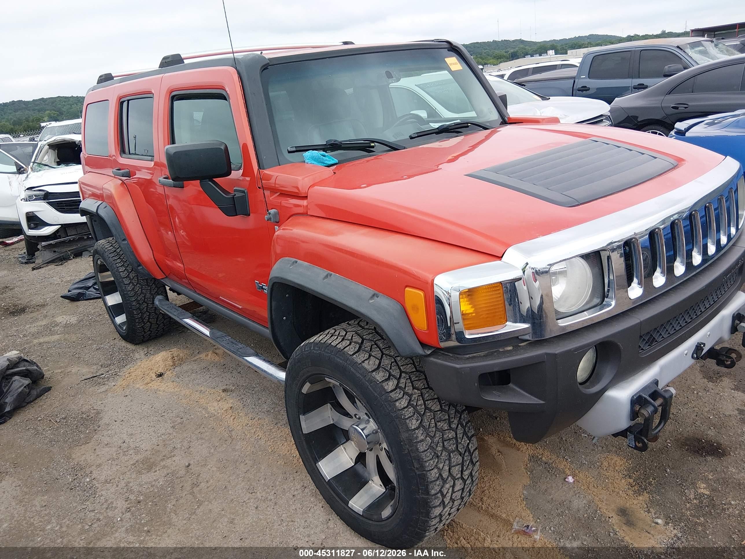 2009 Hummer H3 SUV, VIN 5GTEN13E498139981 — Hail