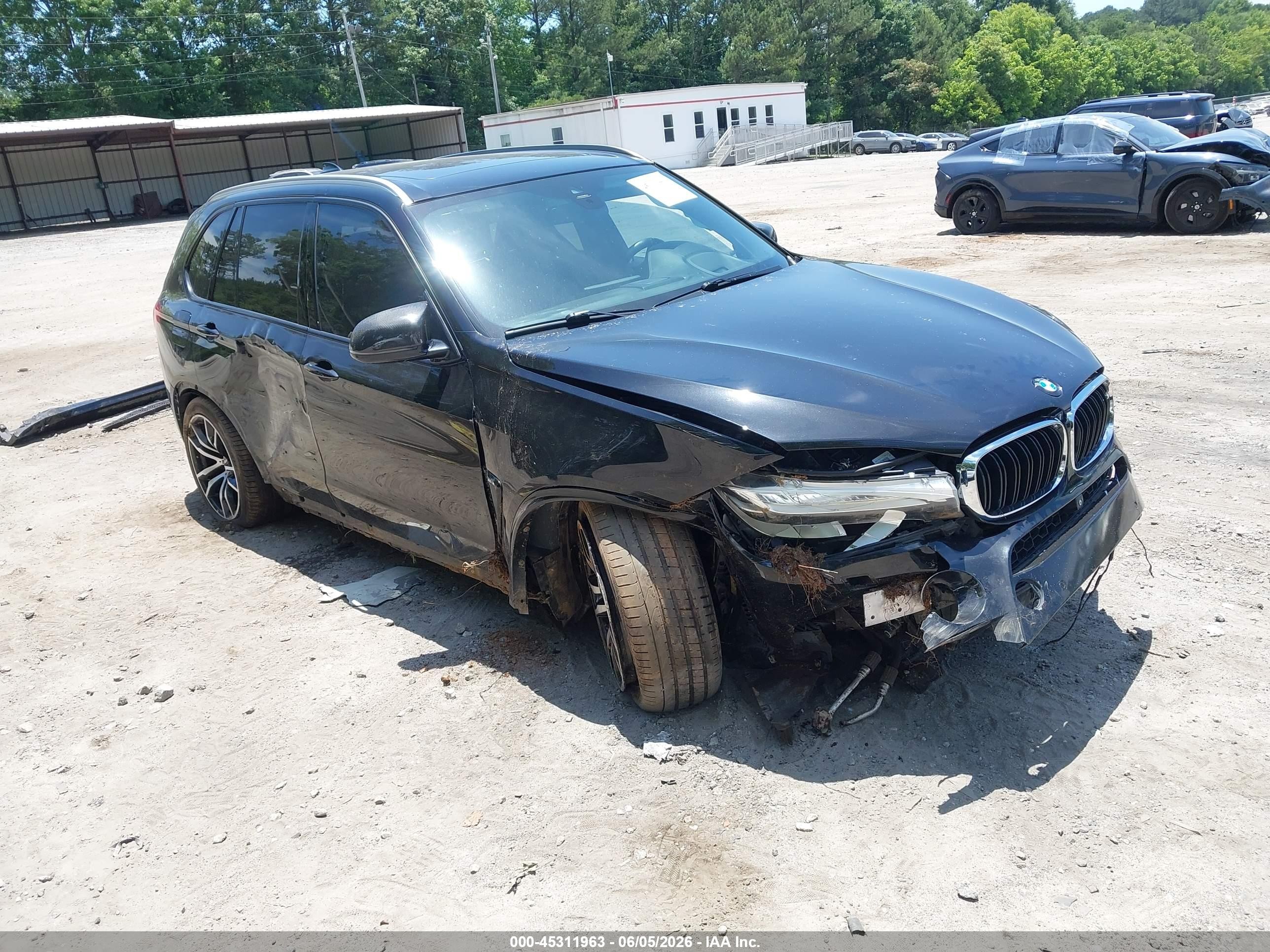 2016 BMW X5 M, VIN 5YMKT6C54G0R78609 — Side