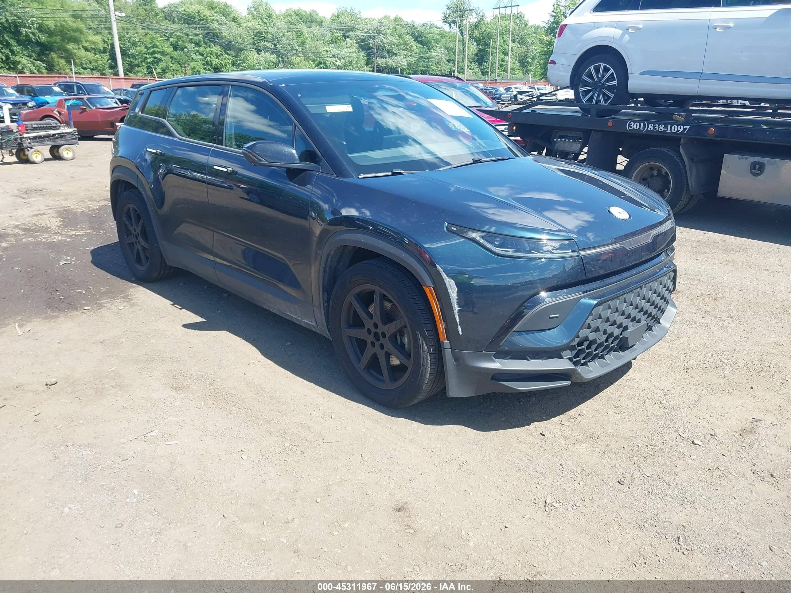2023 Fisker Ocean Extreme, VIN VCF1EBU24PG008066 — Бок
