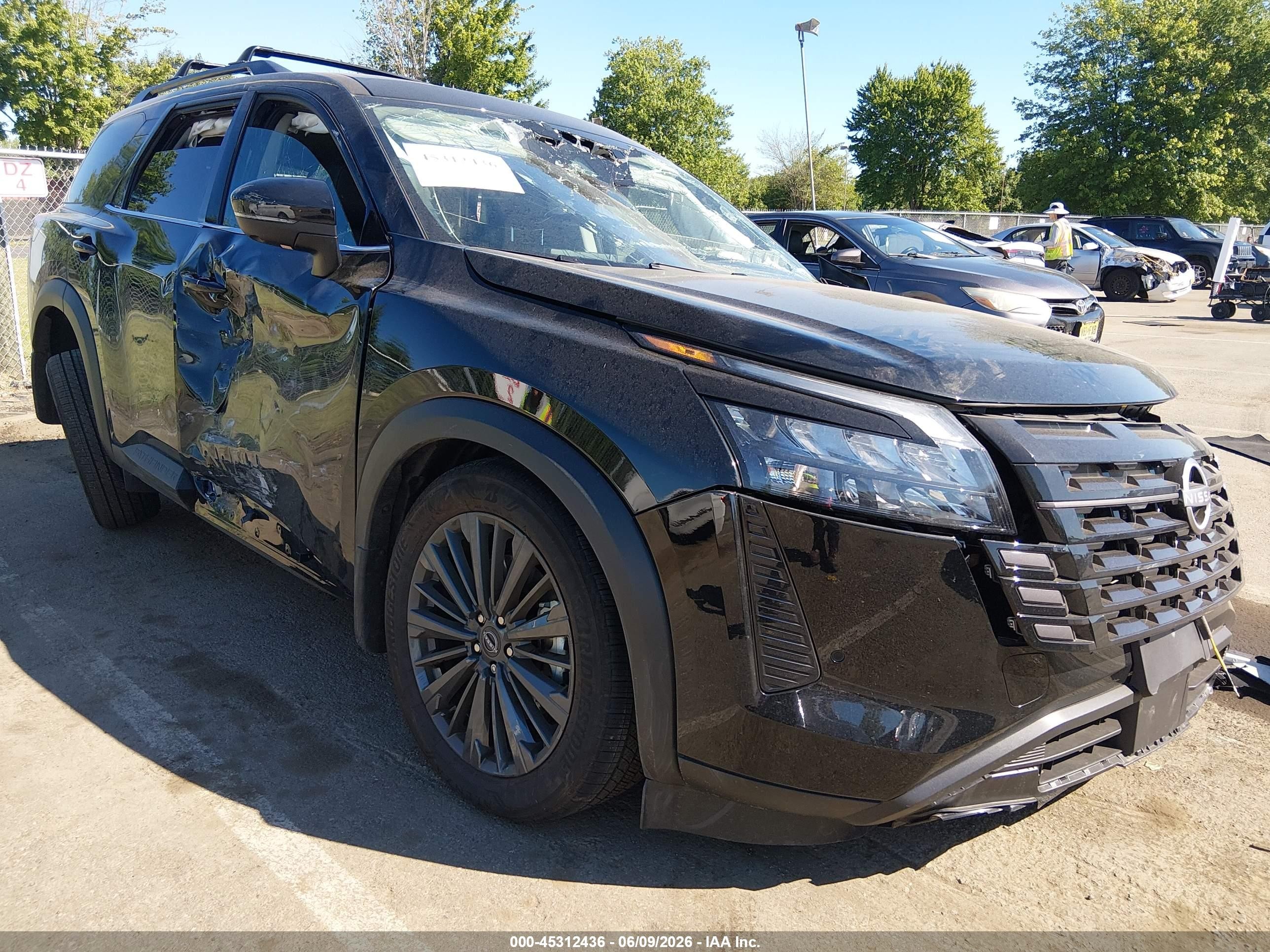 2026 Nissan Pathfinder, VIN 5N1DR3CT5TC213653 — Перед