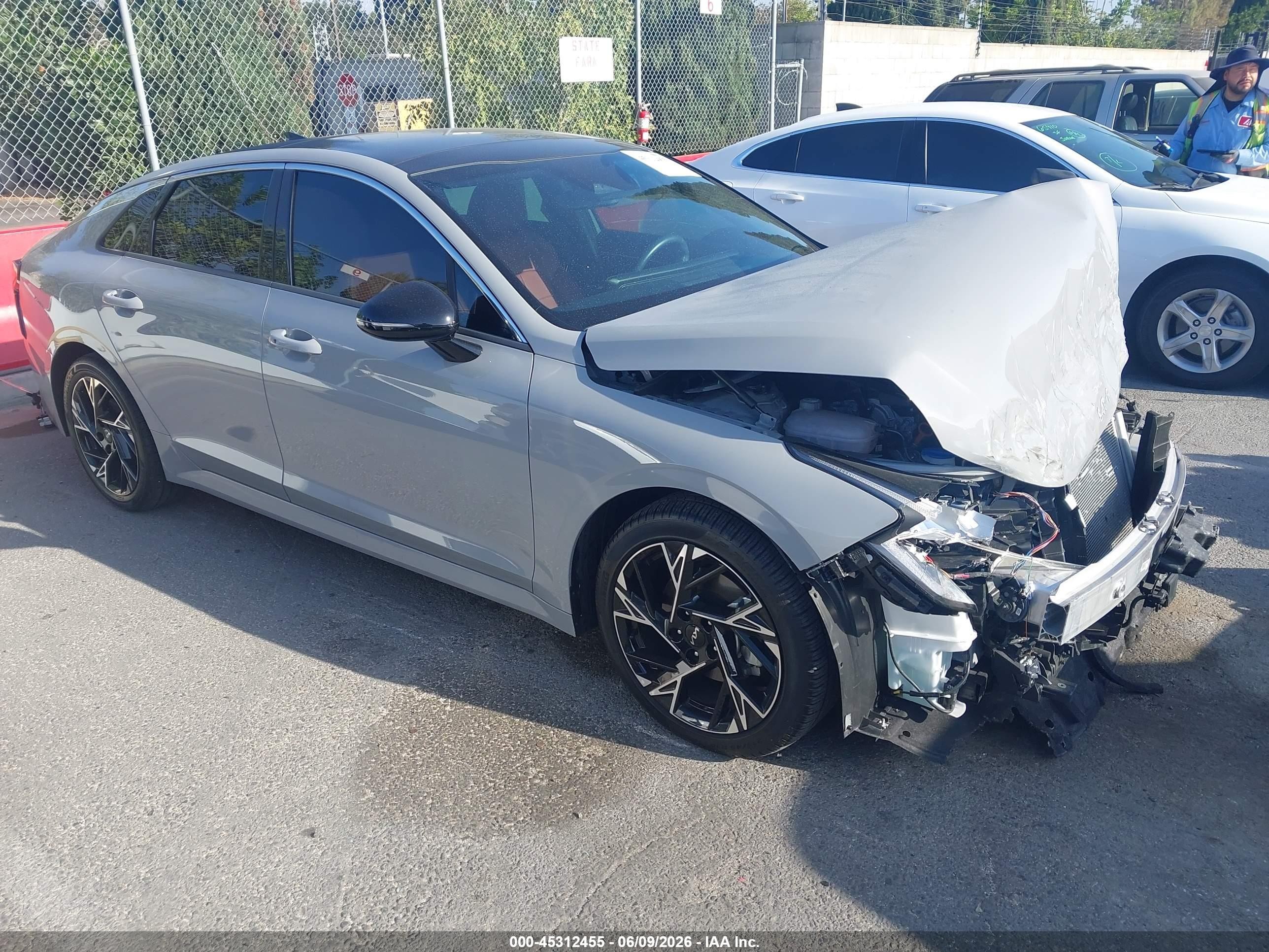 2025 Kia K5 GT-Line, VIN KNAG64J73S5395696 — Front end