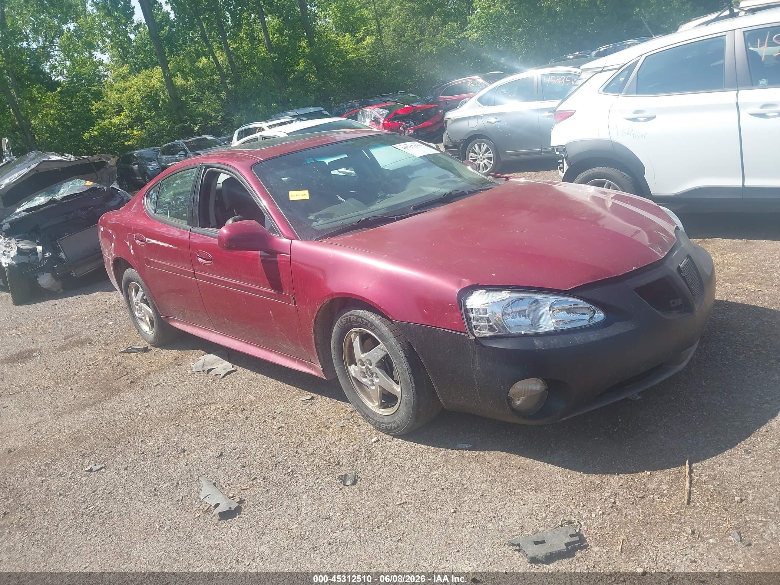 2004 Pontiac Grand Prix GT2, VIN 2G2WS522841273041 — Side