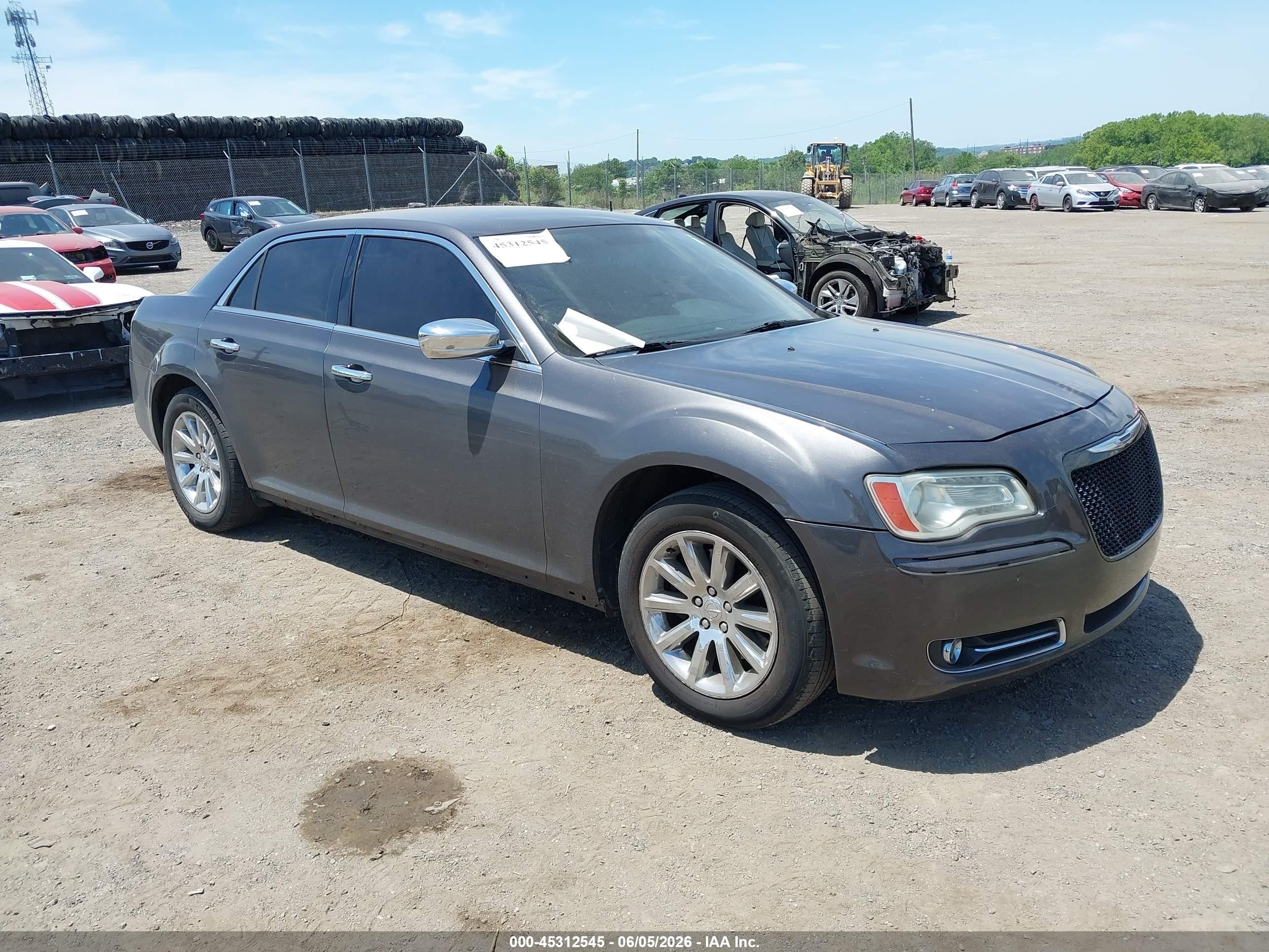 2013 Chrysler 300 C, VIN 2C3CCAET0DH650093 — Обычный износ