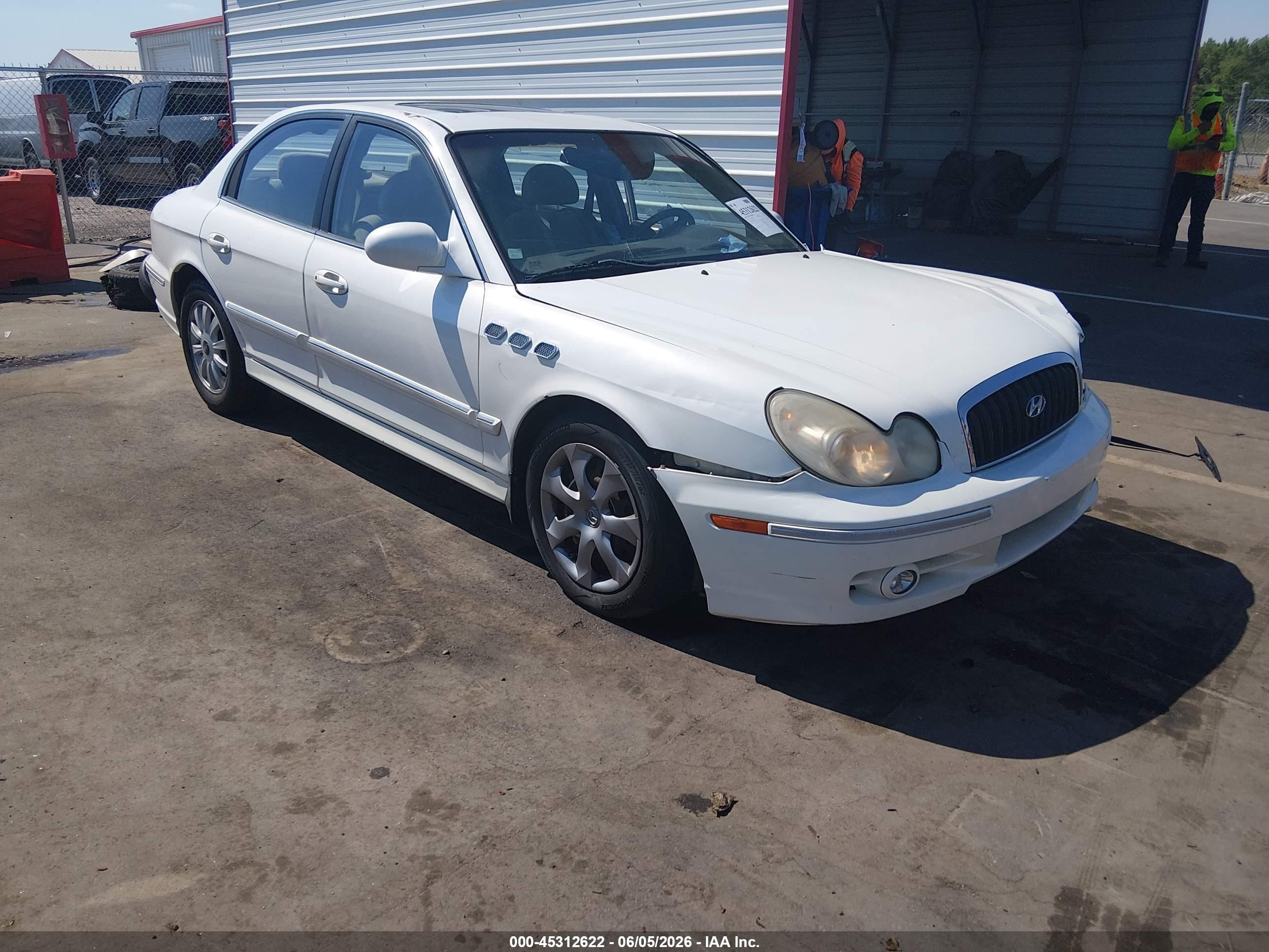 2005 Hyundai Sonata GLS, VIN KMHWF35H65A128748 — Side