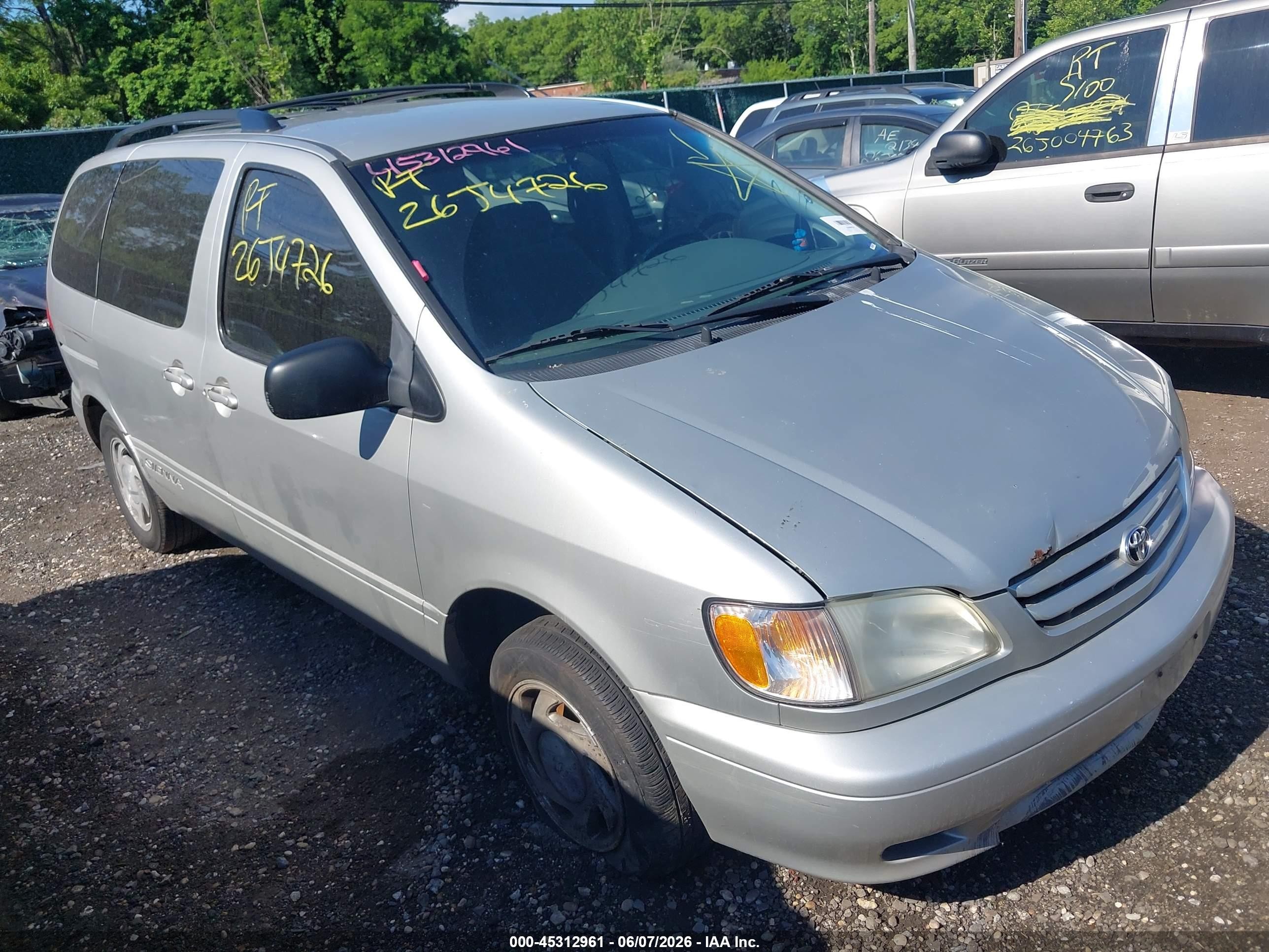 2003 Toyota Sienna LE, VIN 4T3ZF13C13U538952 — All over