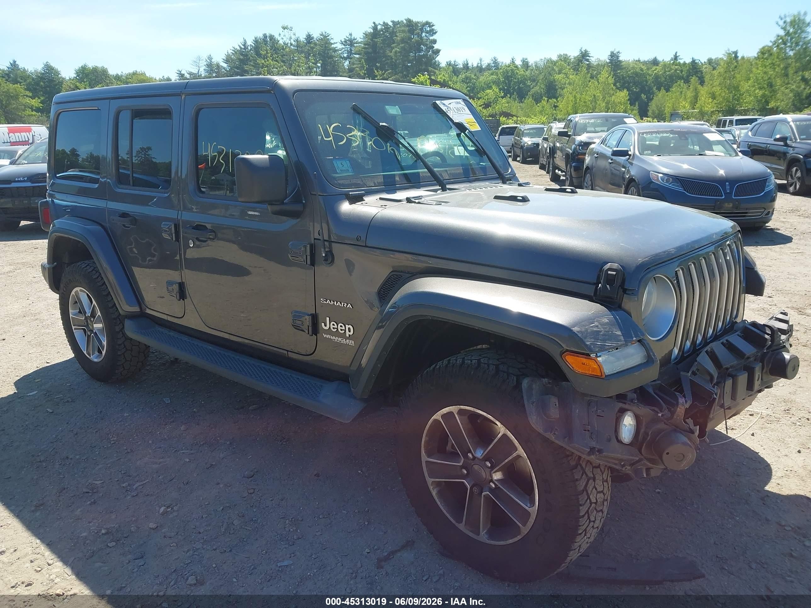 2018 Jeep Wrangler Unlimited Sahara, VIN 1C4HJXEG9JW325274 — Electrical
