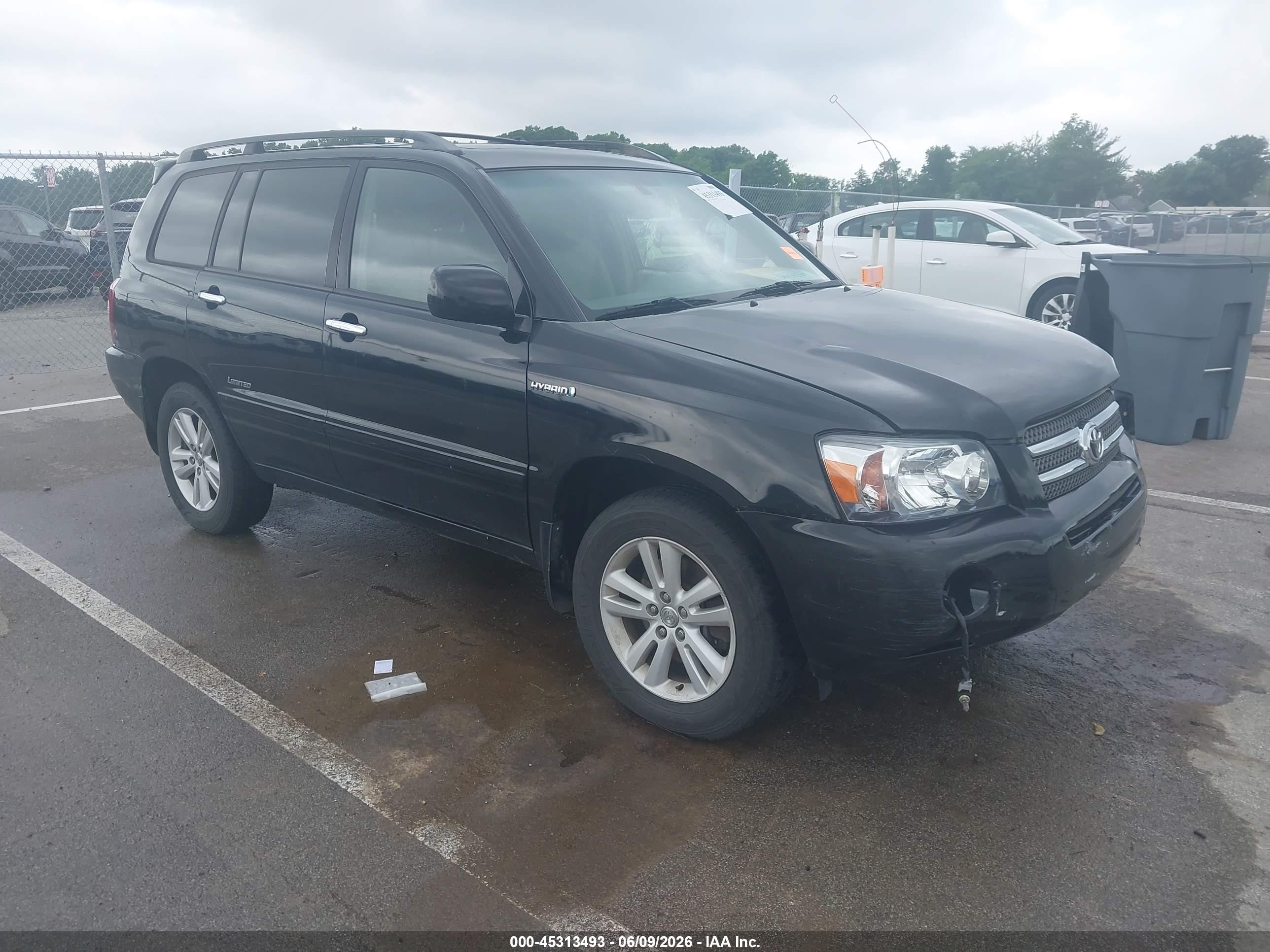 2006 Toyota Highlander Limited, VIN JTEEW21A260033285 — Front end