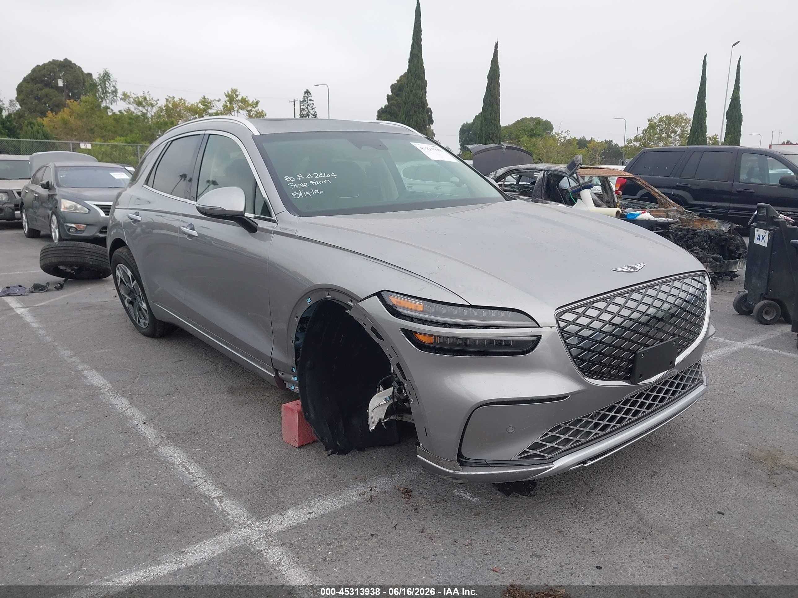 2026 Genesis GV70 Advanced, VIN 5NMMCET13TH006499 — Бок