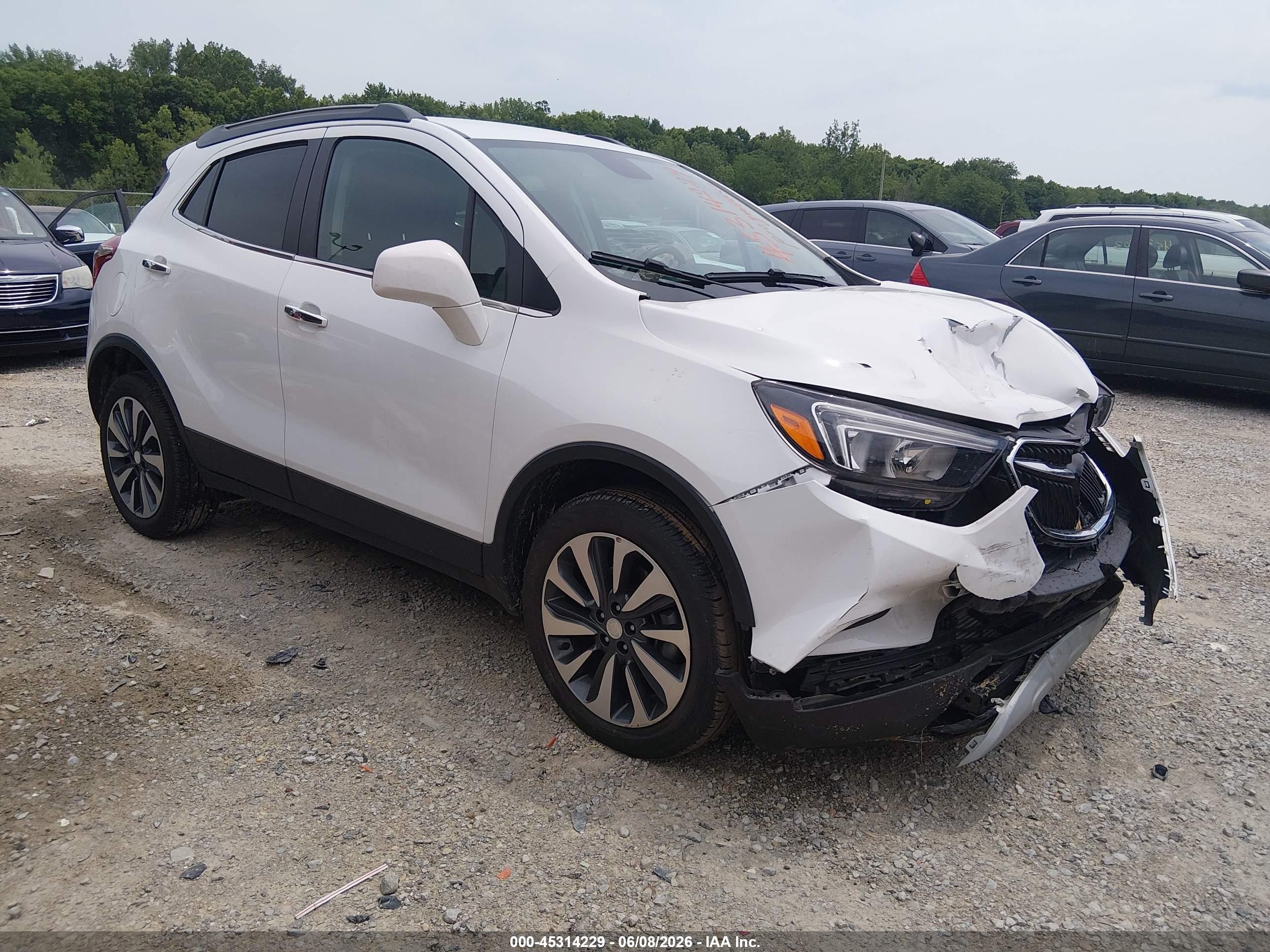 2022 Buick Encore Preferred, VIN KL4CJESM2NB552788 — Перед