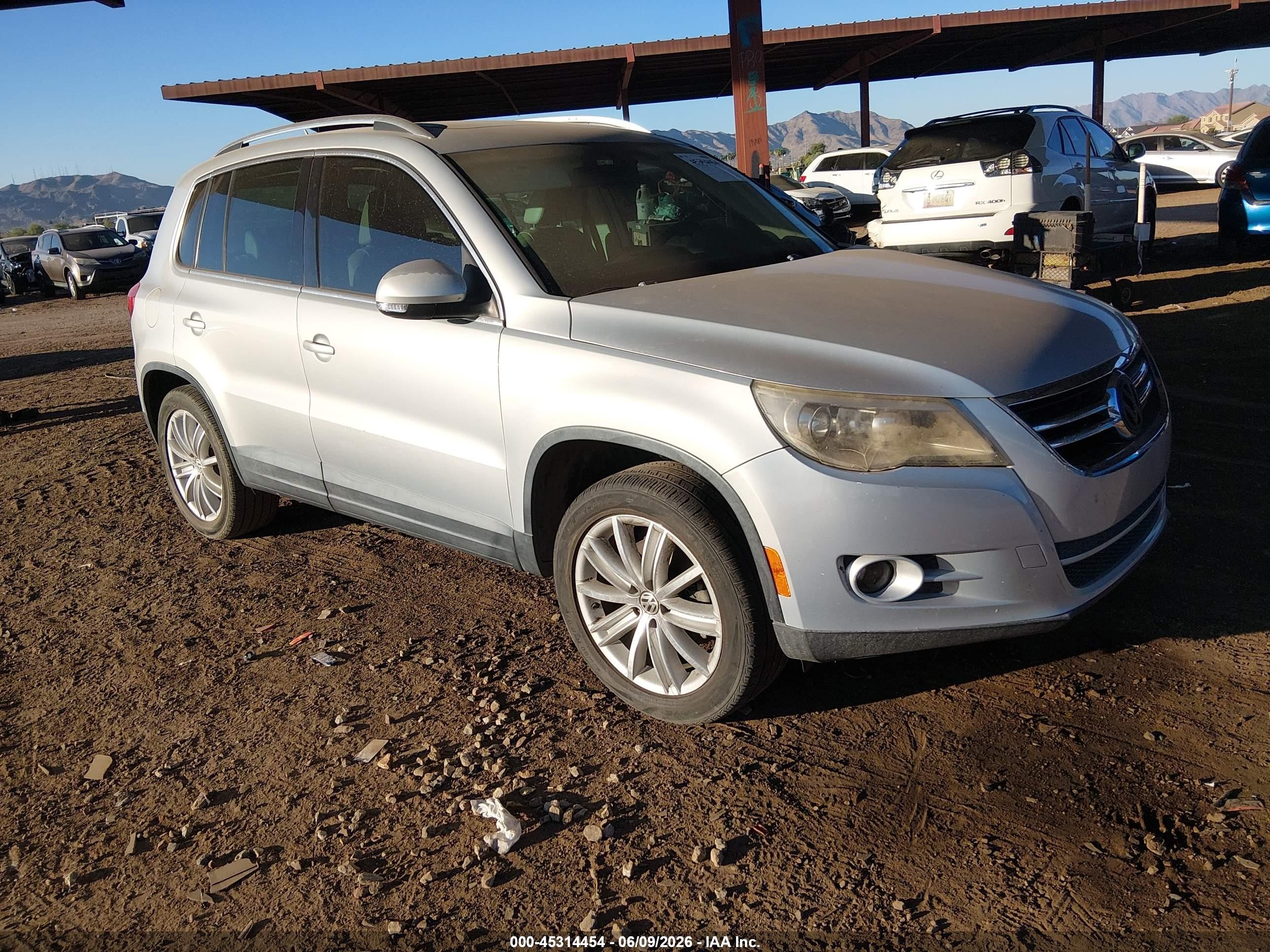2009 Volkswagen Tiguan S, VIN WVGAV75N69W529431 — Theft recovery