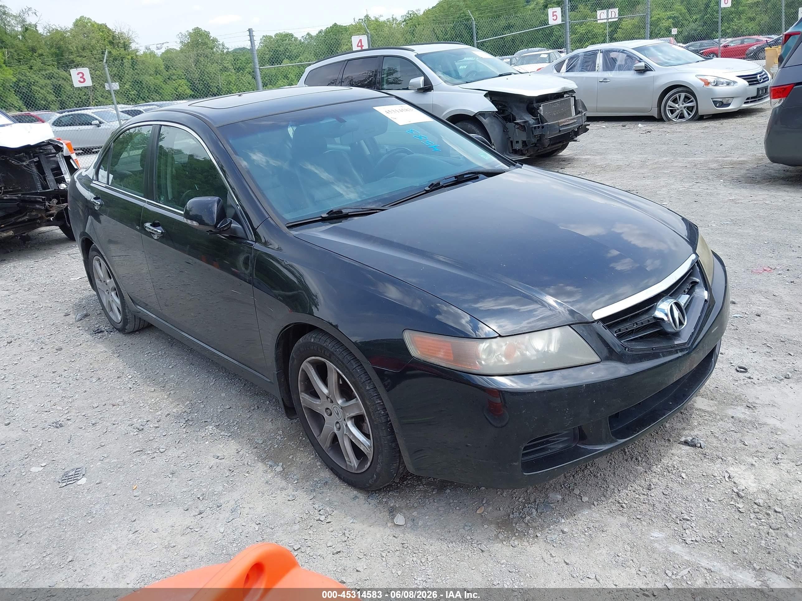 2005 Acura TSX, VIN JH4CL96865C034809 — Front end
