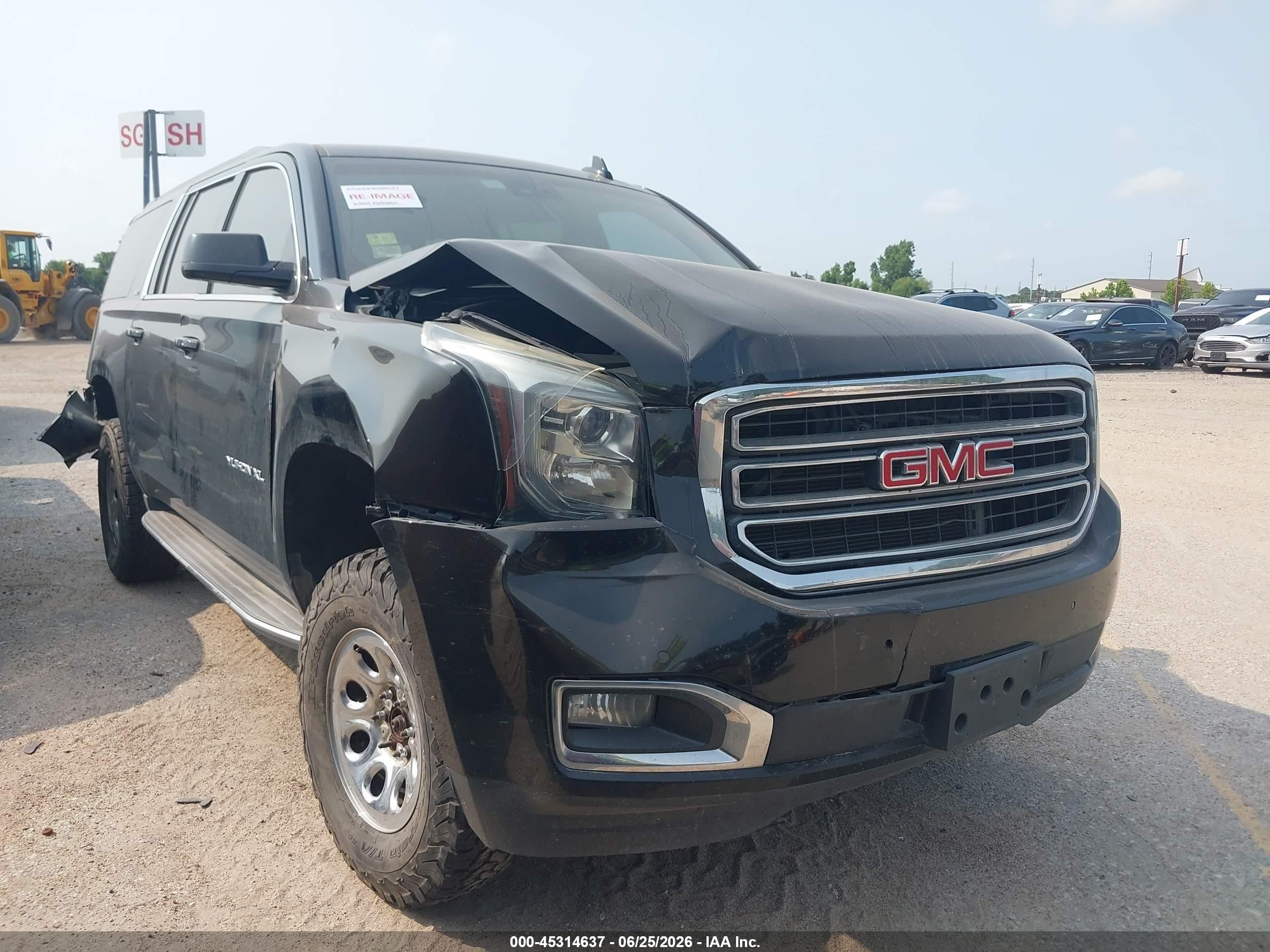 2016 GMC Yukon XL SLT, VIN 1GKS2GKC5GR314899 — All over