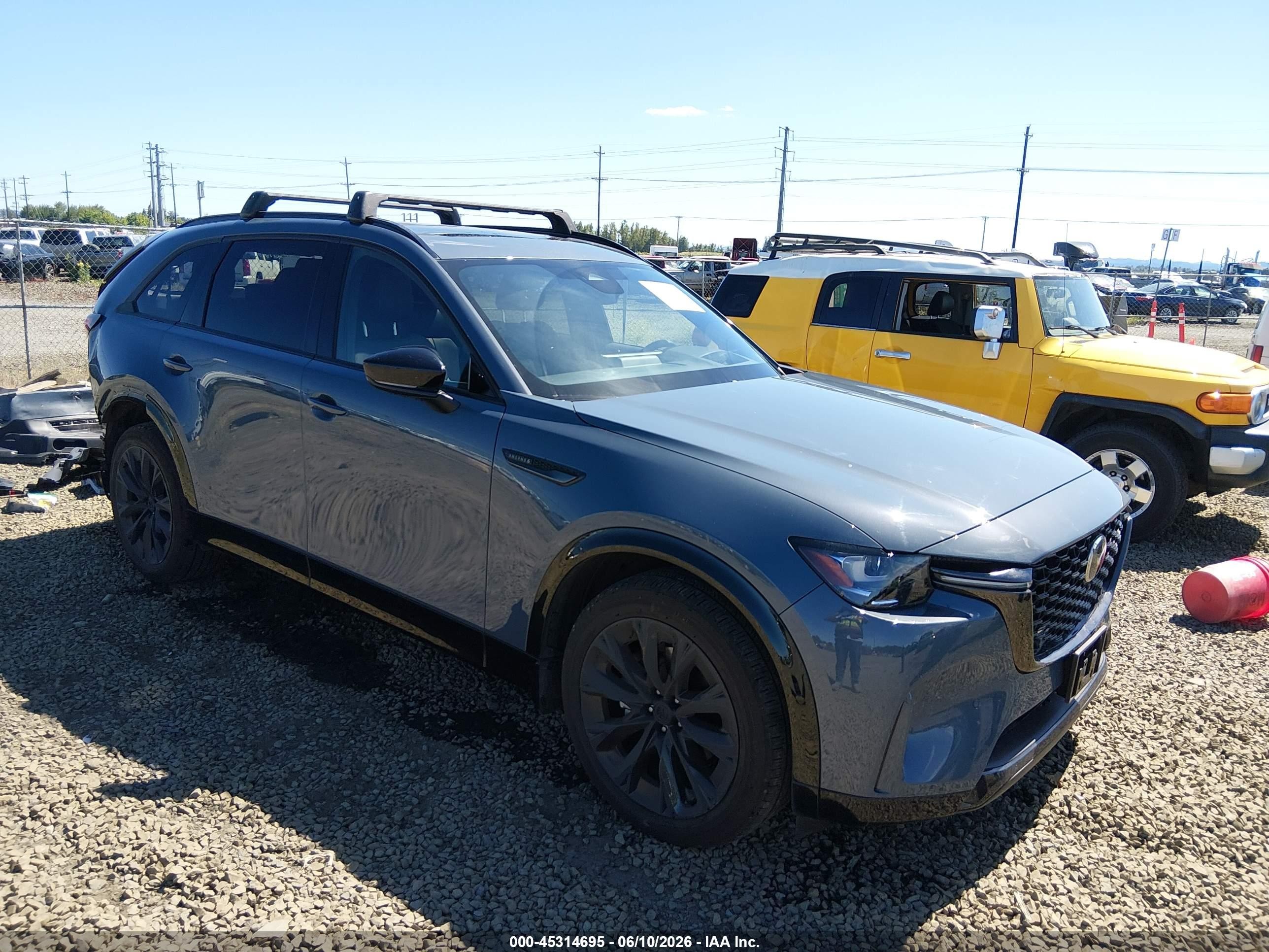 2026 Mazda CX-90 S Premium Package, VIN JM3KKDHC7T1359568 — Rear end