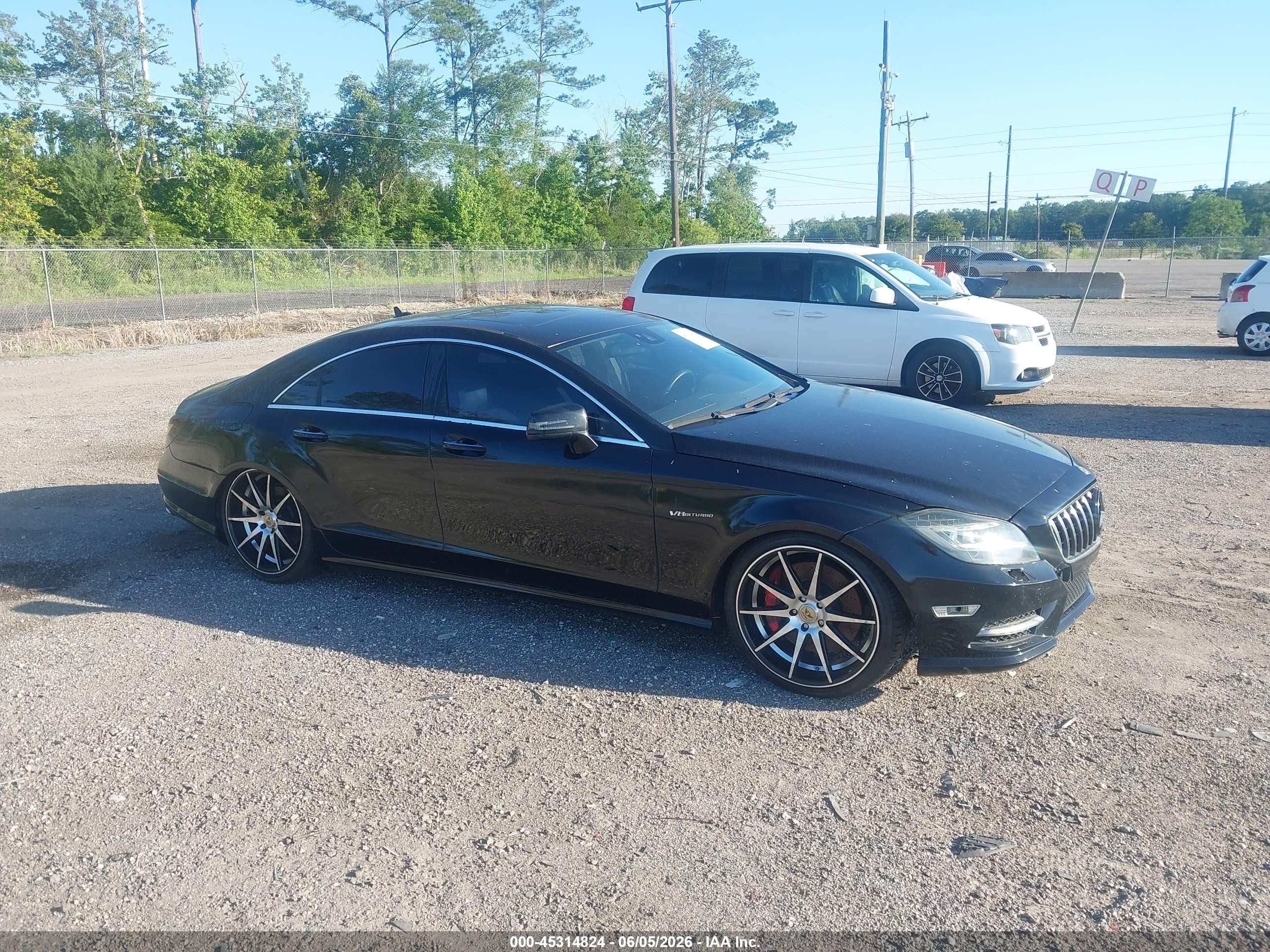2013 Mercedes-Benz CLS 550, VIN WDDLJ9BB8DA078402 — Front end
