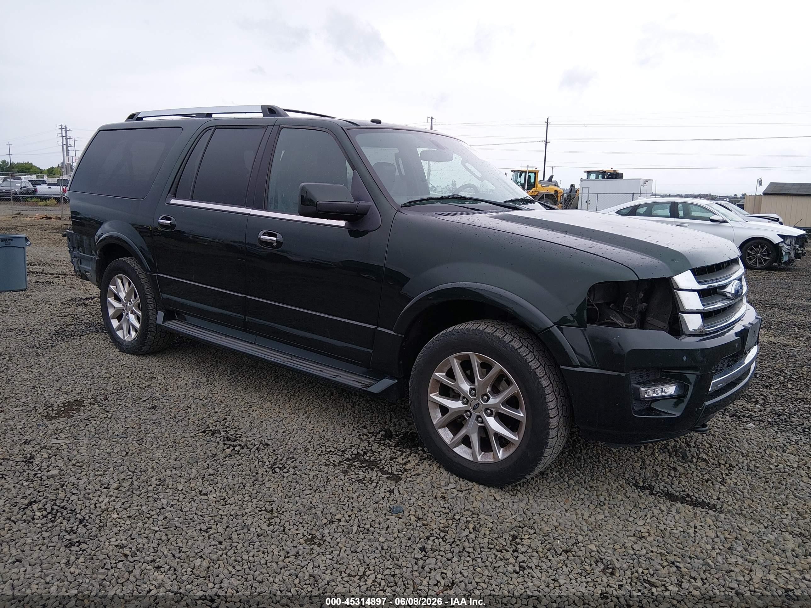 2016 Ford Expedition Max Limited, VIN 1FMJK2ATXGEF52200 — Rear end
