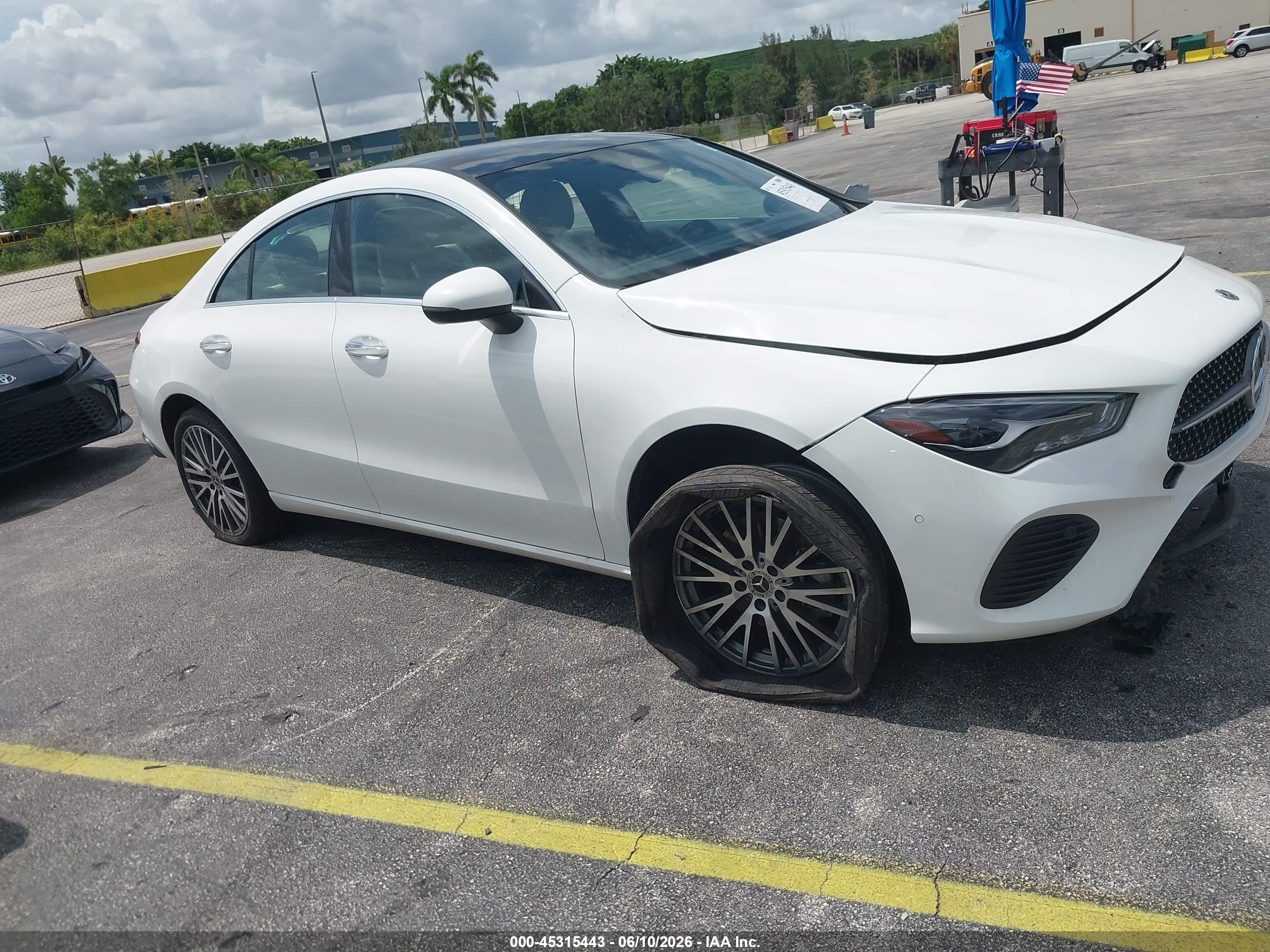 2025 Mercedes-Benz CLA 250, VIN W1K5J4GB6SN532849 — Side
