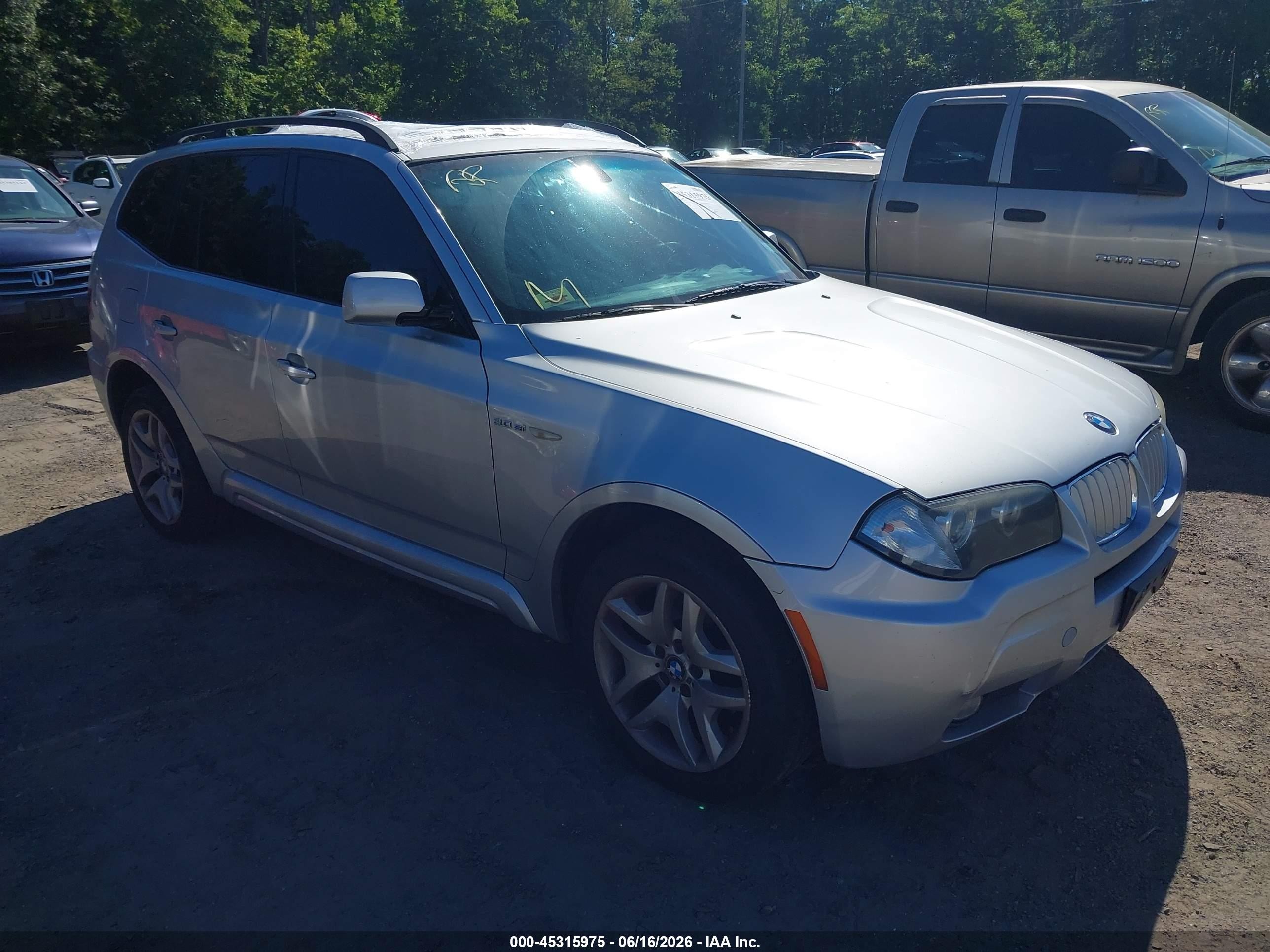 2007 BMW X3 3.0si, VIN WBXPC93467WJ01353 — Roof