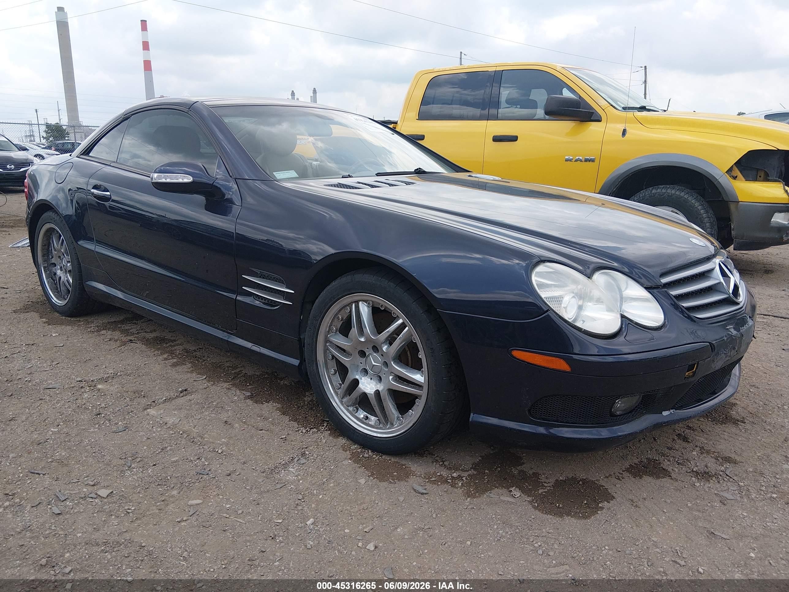 2003 Mercedes-Benz SL 500, VIN WDBSK75F73F022991 — Front end