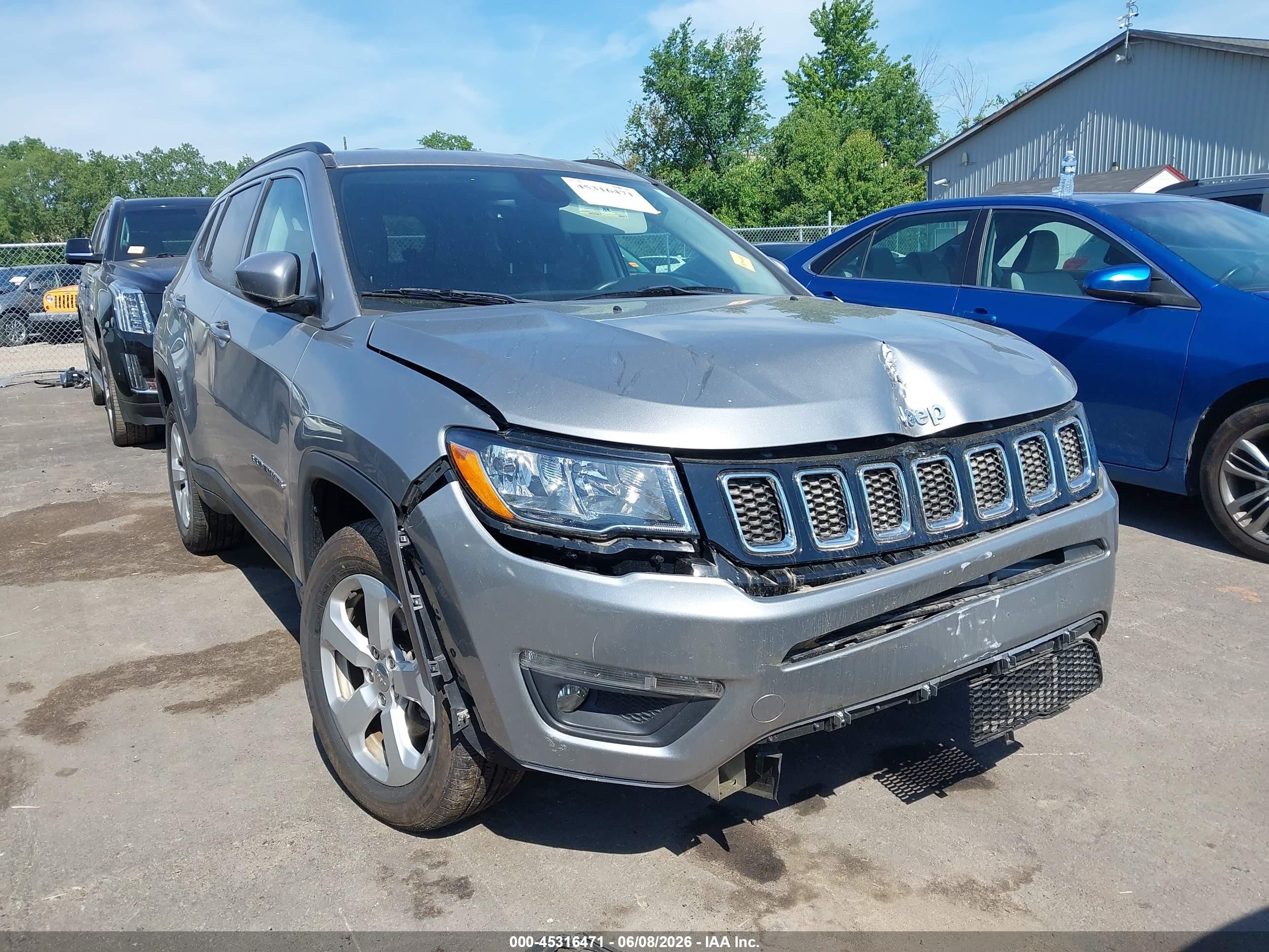 2018 Jeep Compass Latitude, VIN 3C4NJCBBXJT287029 — Auction photo