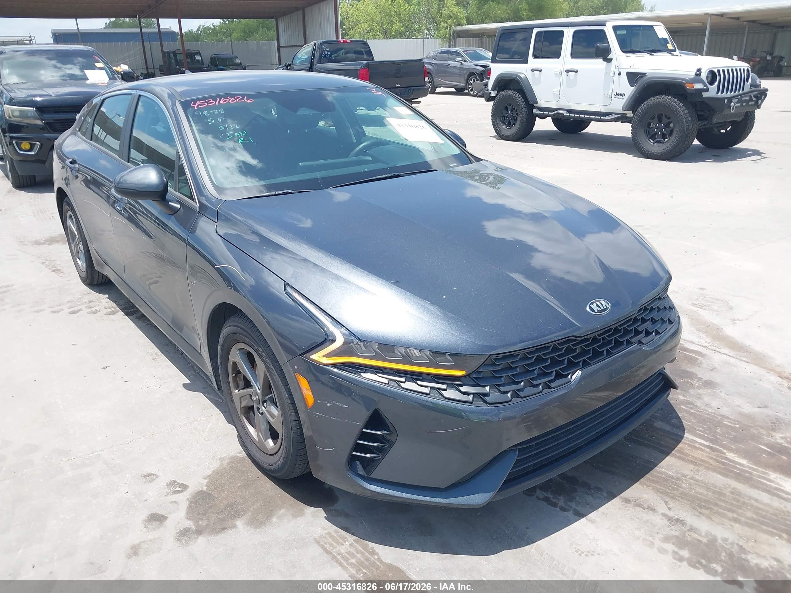 2021 Kia K5 LXS, VIN 5XXG14J22MG017681 — Side