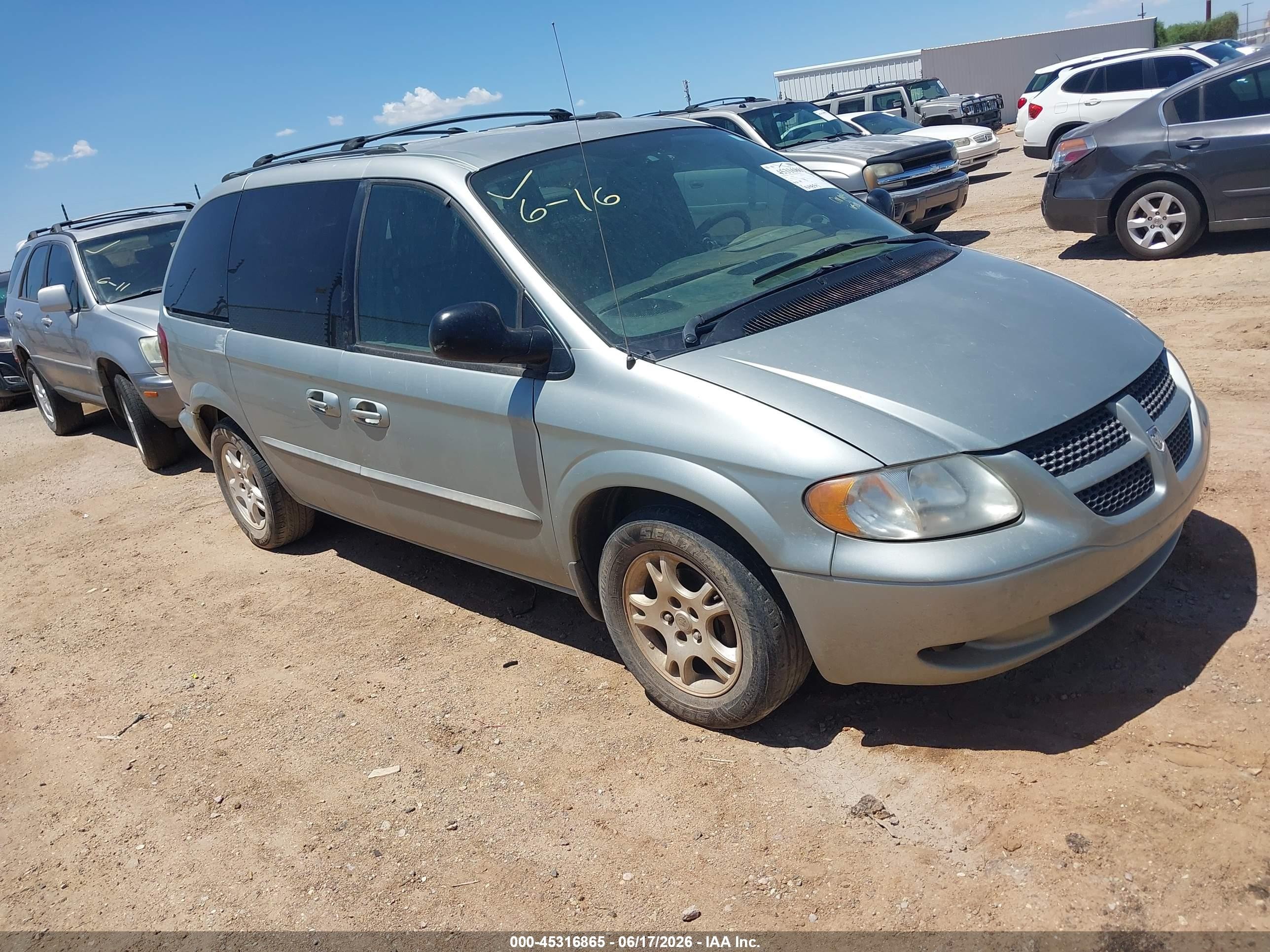 2004 Dodge Caravan SXT, VIN 1D8GP45R14B546326 — Undercarriage