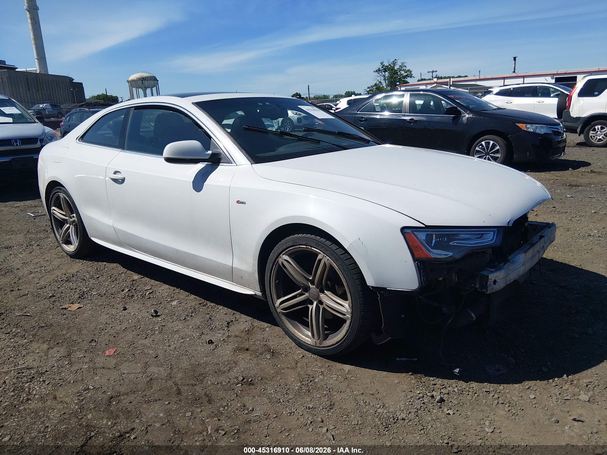 2013 Audi A5 Prestige, VIN WAUWFAFR2DA040937 — Перед