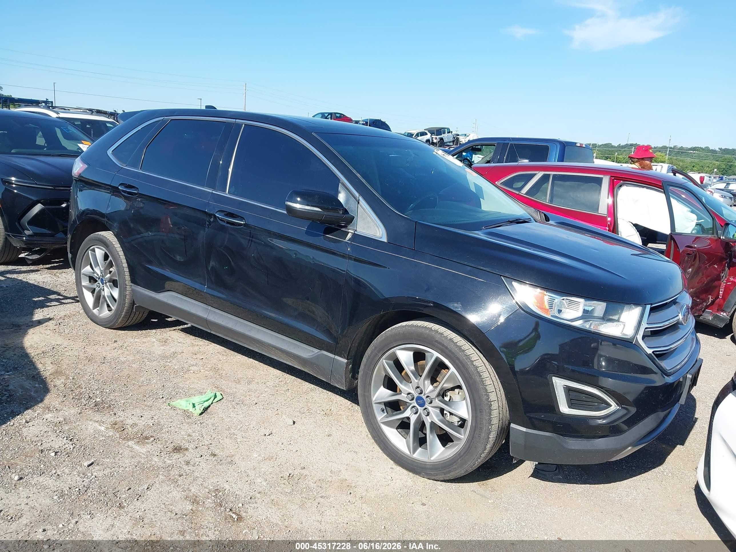 2017 Ford Edge Titanium, VIN 2FMPK4K81HBB72322 — Град