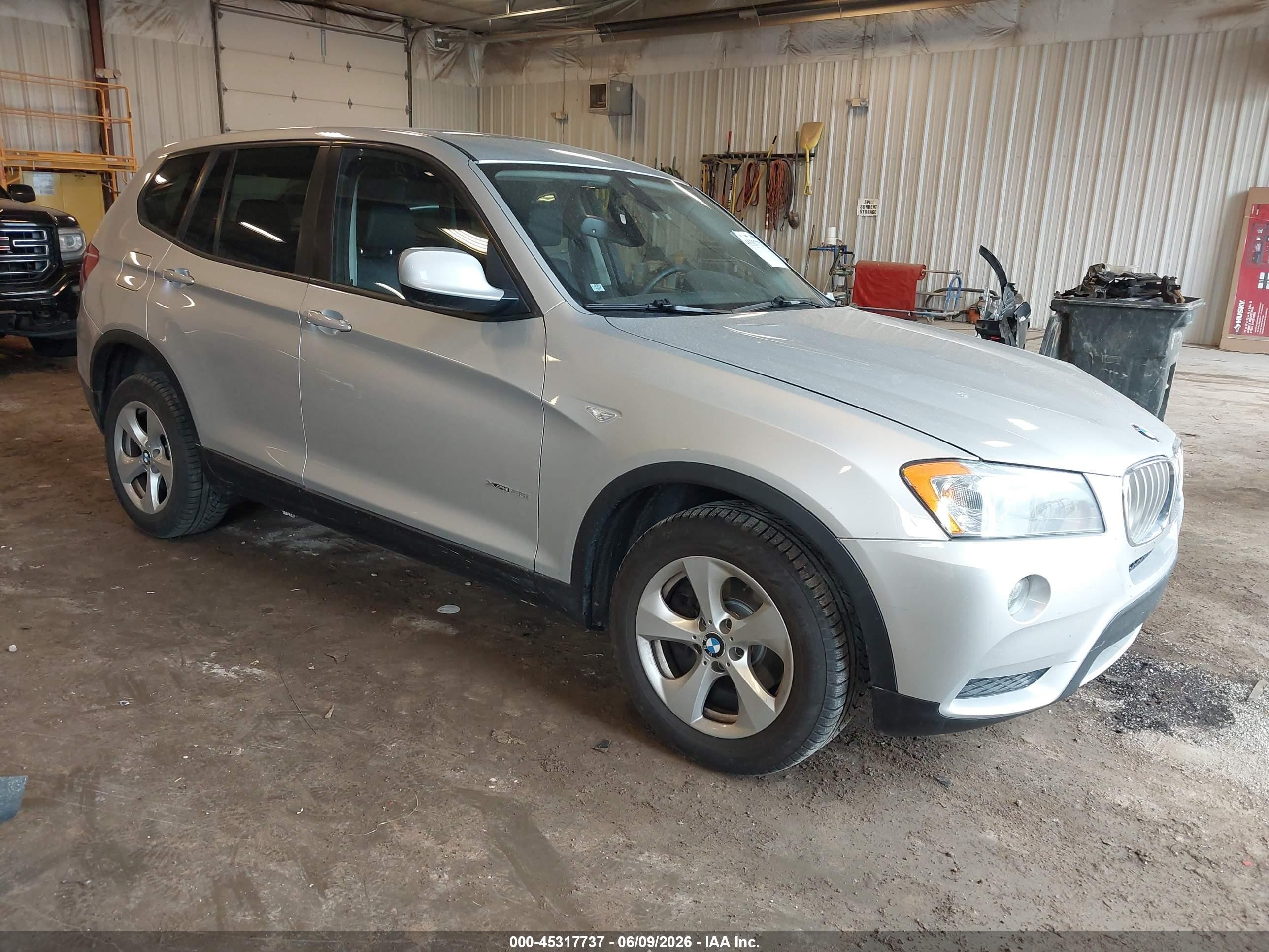 2012 BMW X3 28i, VIN 5UXWX5C52CL719164 — Перед