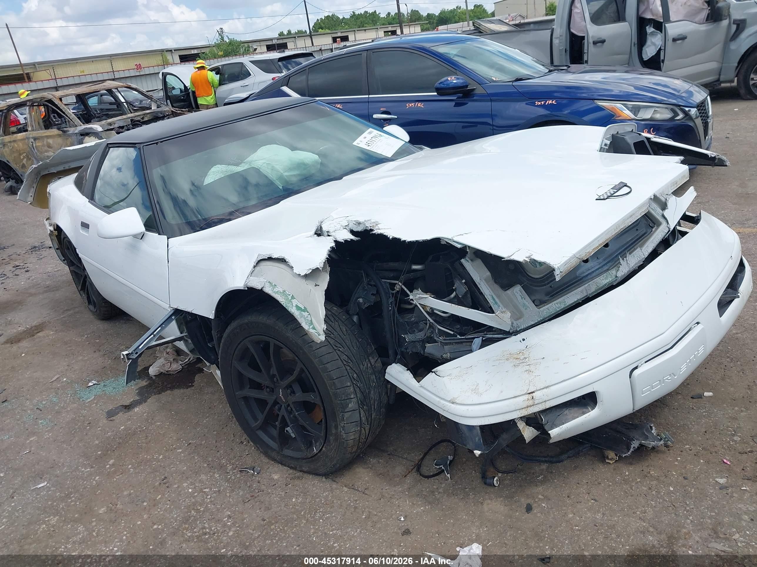 1994 Chevrolet Corvette, VIN 1G1YY22P3R5113287 — All over