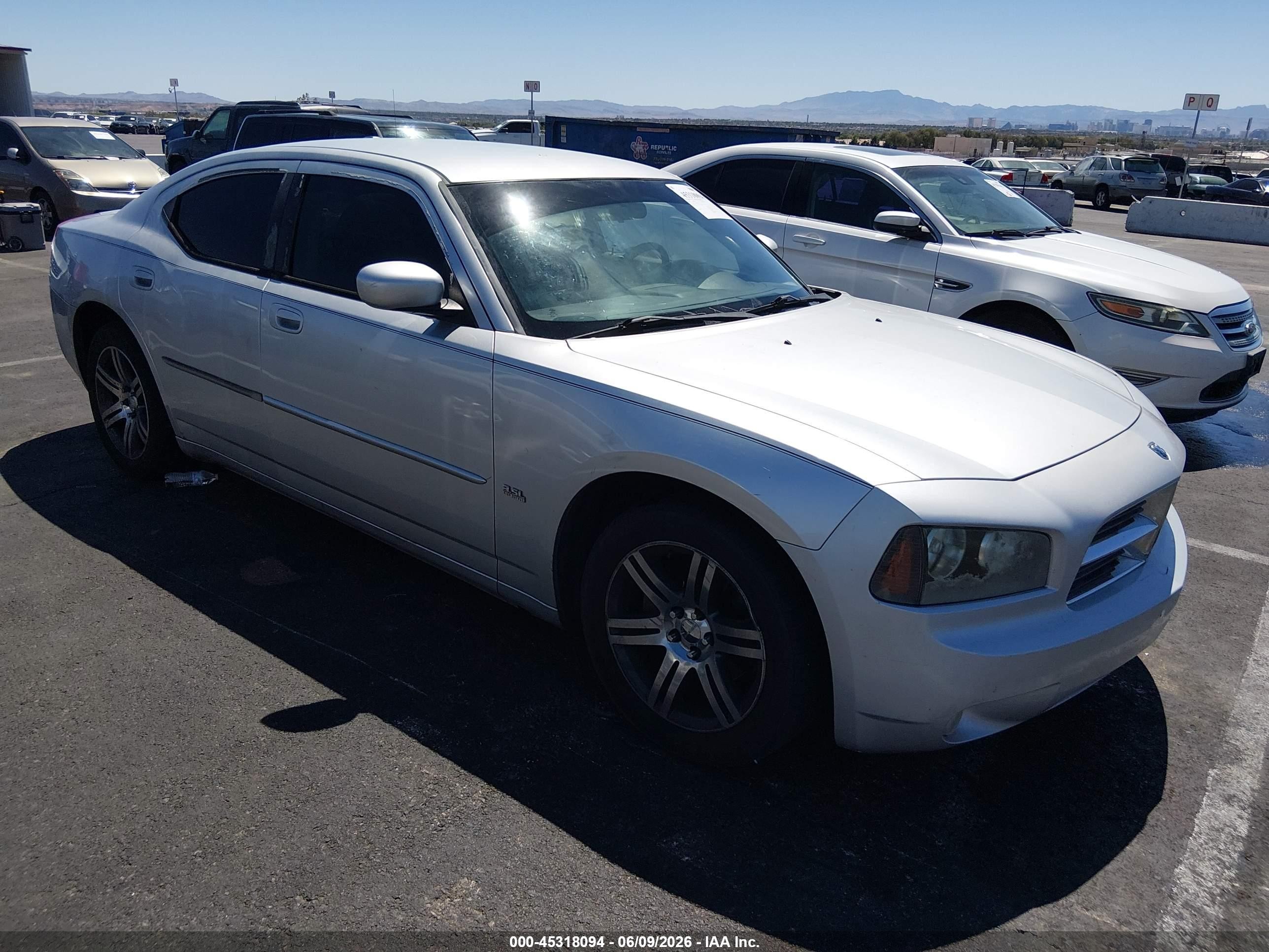 2010 Dodge Charger SXT, VIN 2B3CA3CV6AH250635 — Side