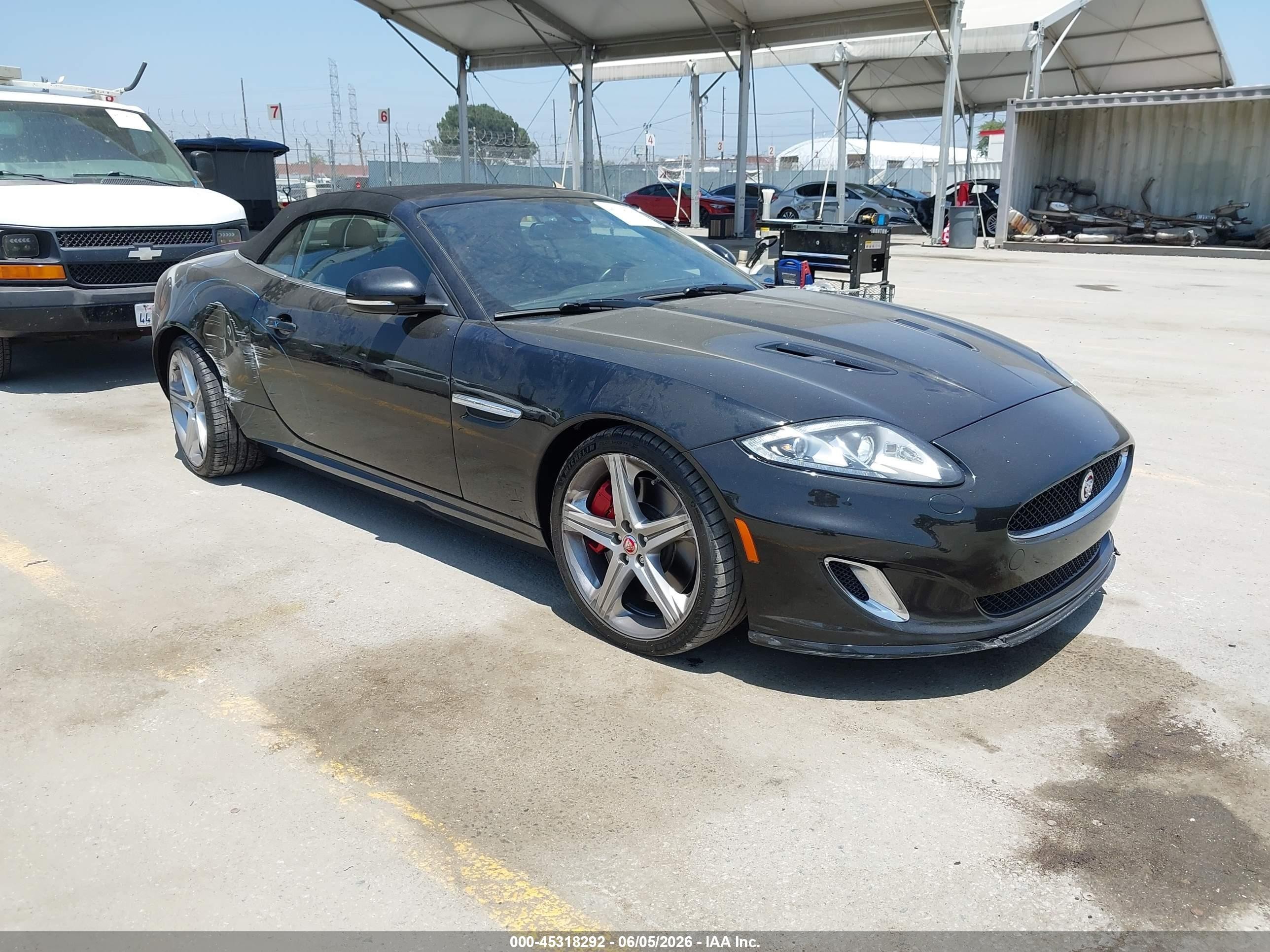 2015 Jaguar XK XKR, VIN SAJWA4EC3FMB55066 — Rear end