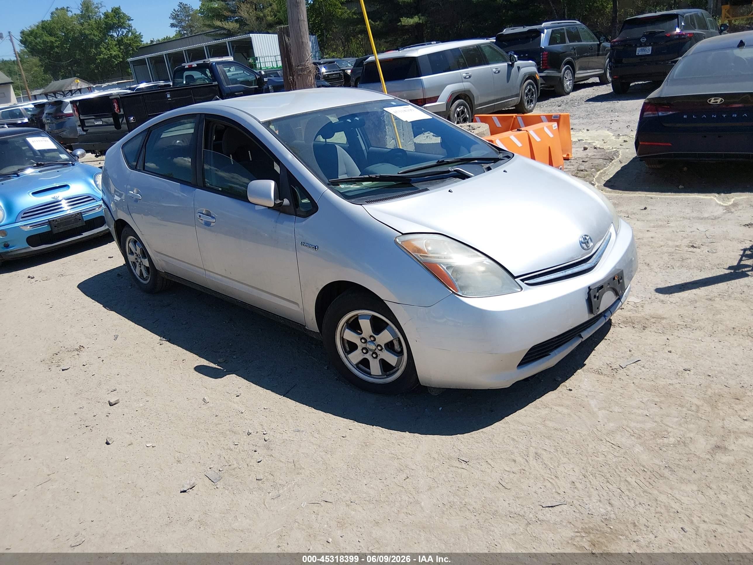 2007 Toyota Prius, VIN JTDKB20U277605107 — Normal wear