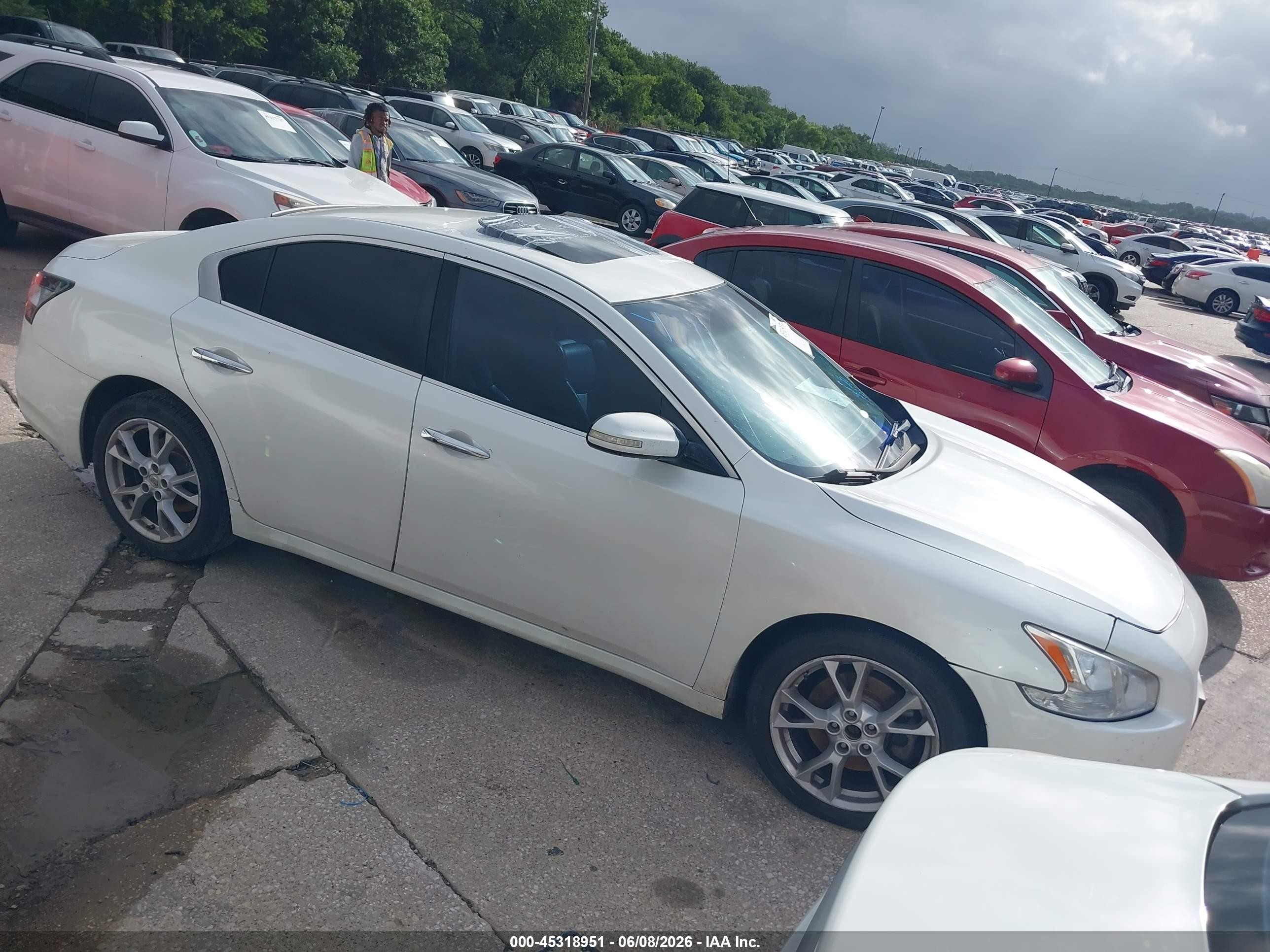 2013 Nissan Maxima SV, VIN 1N4AA5AP4DC827973 — Обычный износ